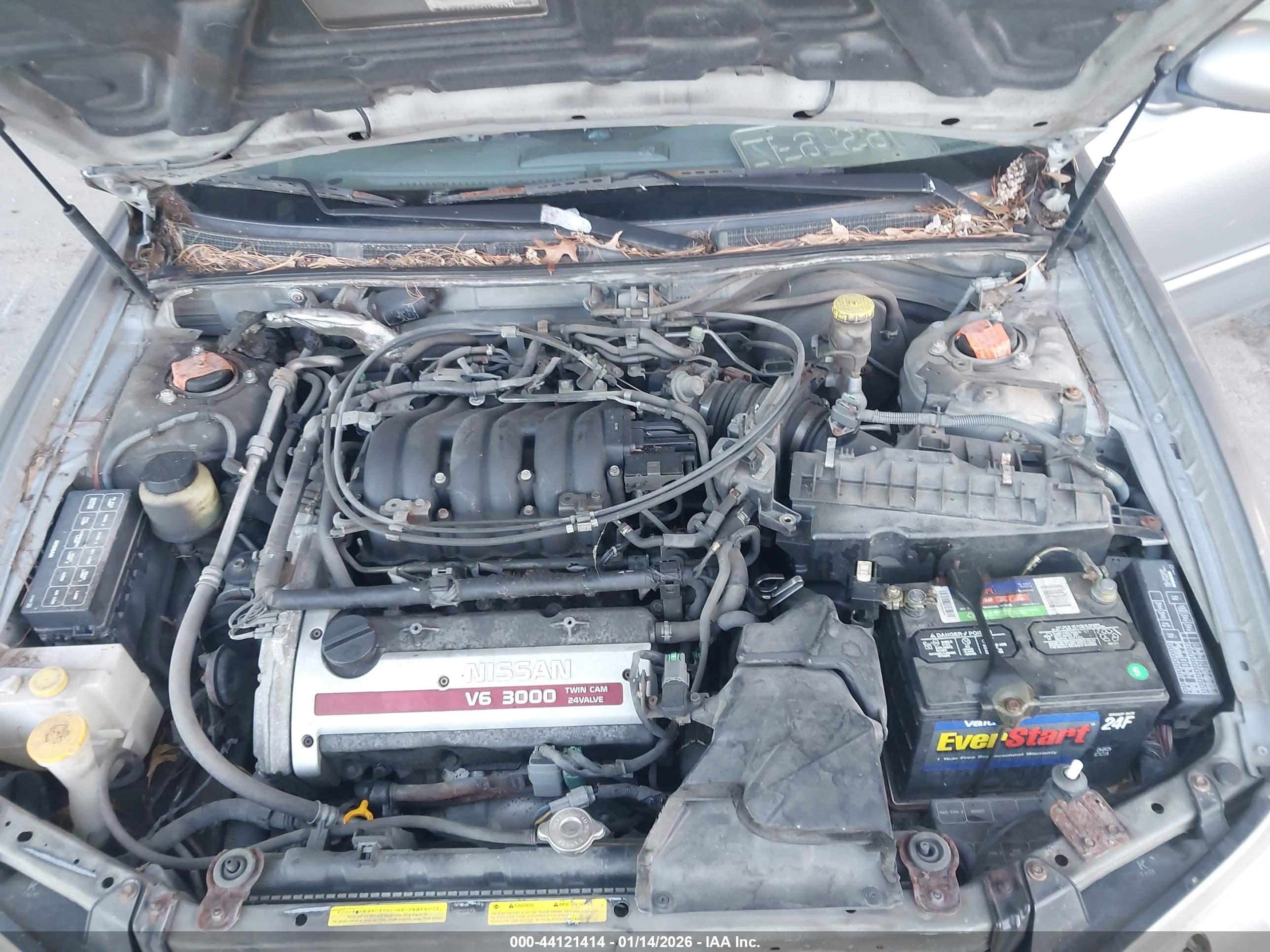 NISSAN MAXIMA image 10