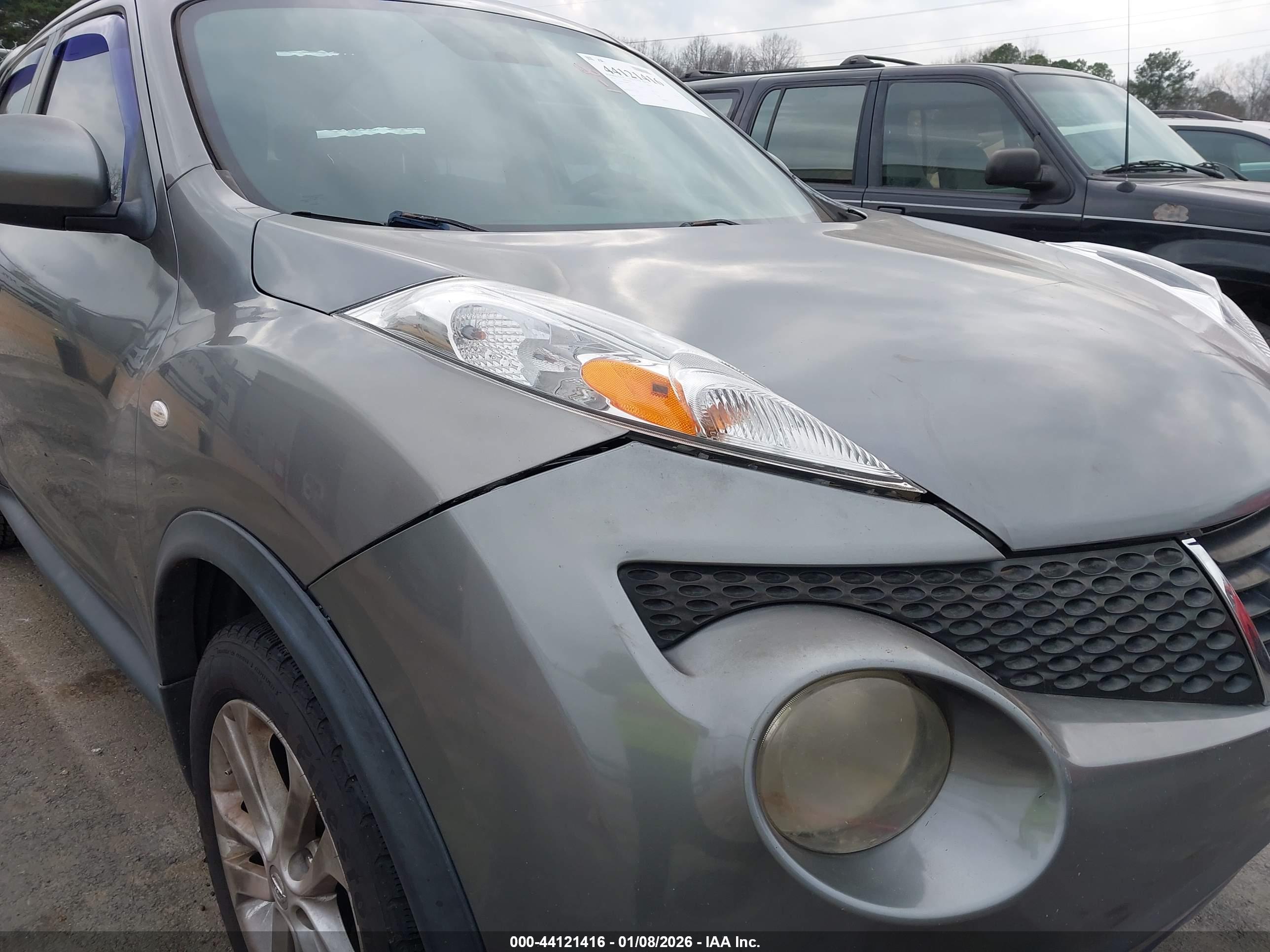 NISSAN JUKE image 6