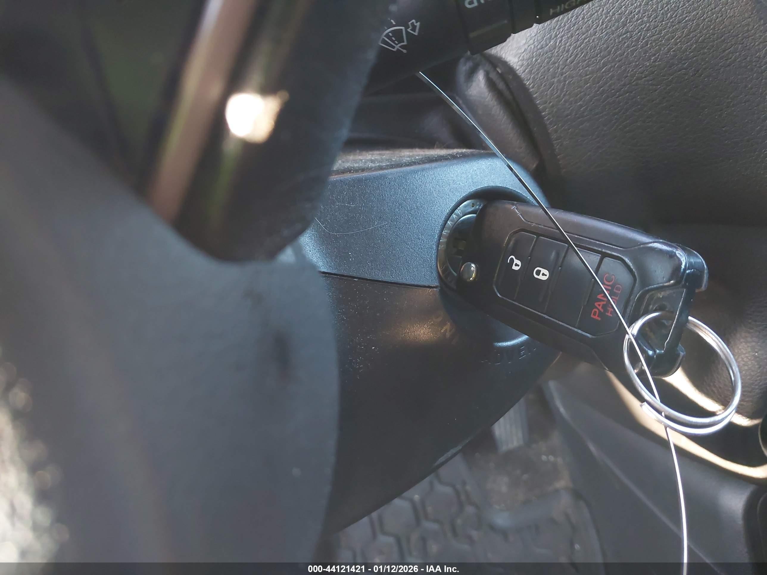 JEEP RENEGADE image 11