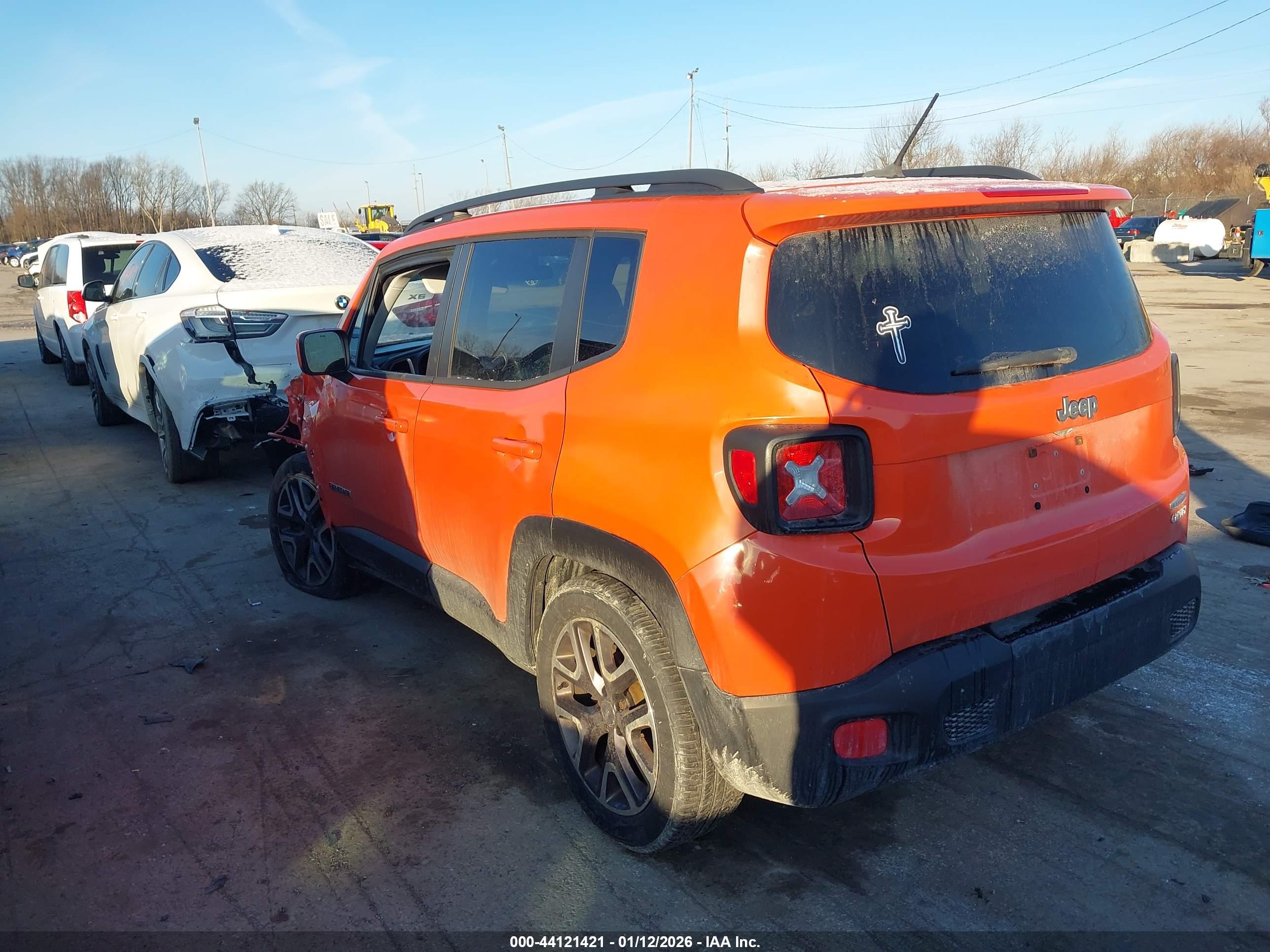 JEEP RENEGADE image 3