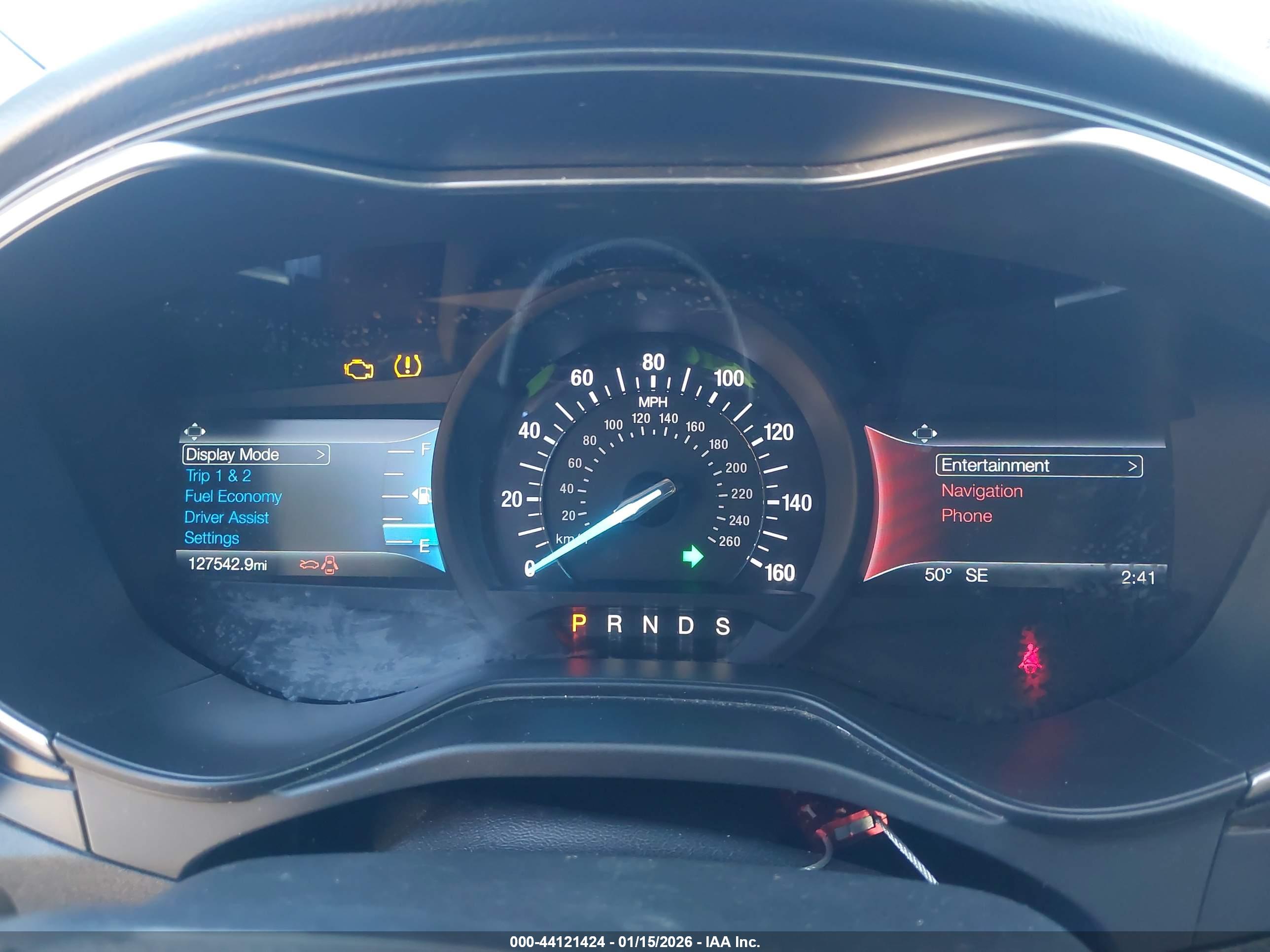 FORD FUSION image 7