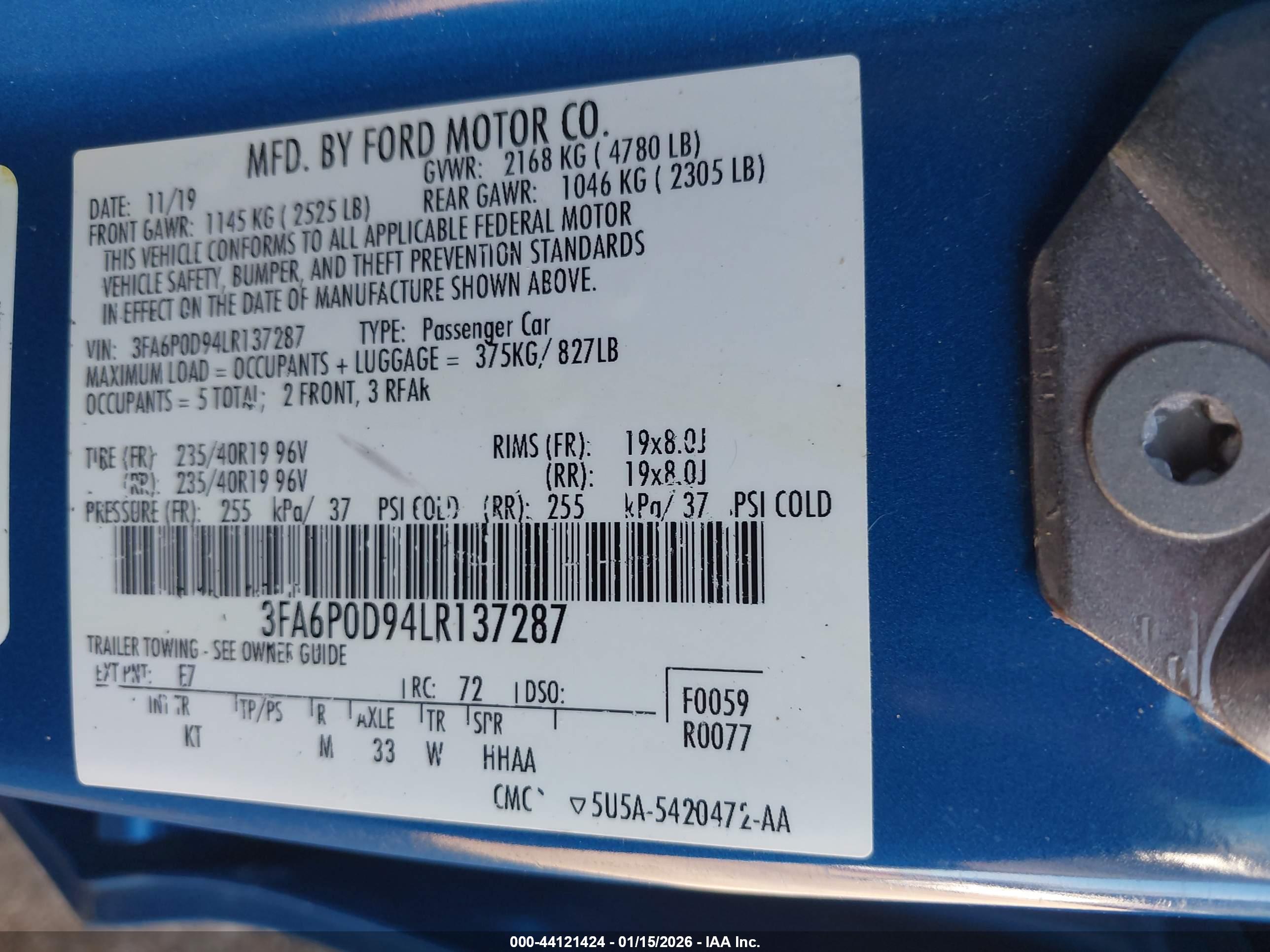 FORD FUSION image 9