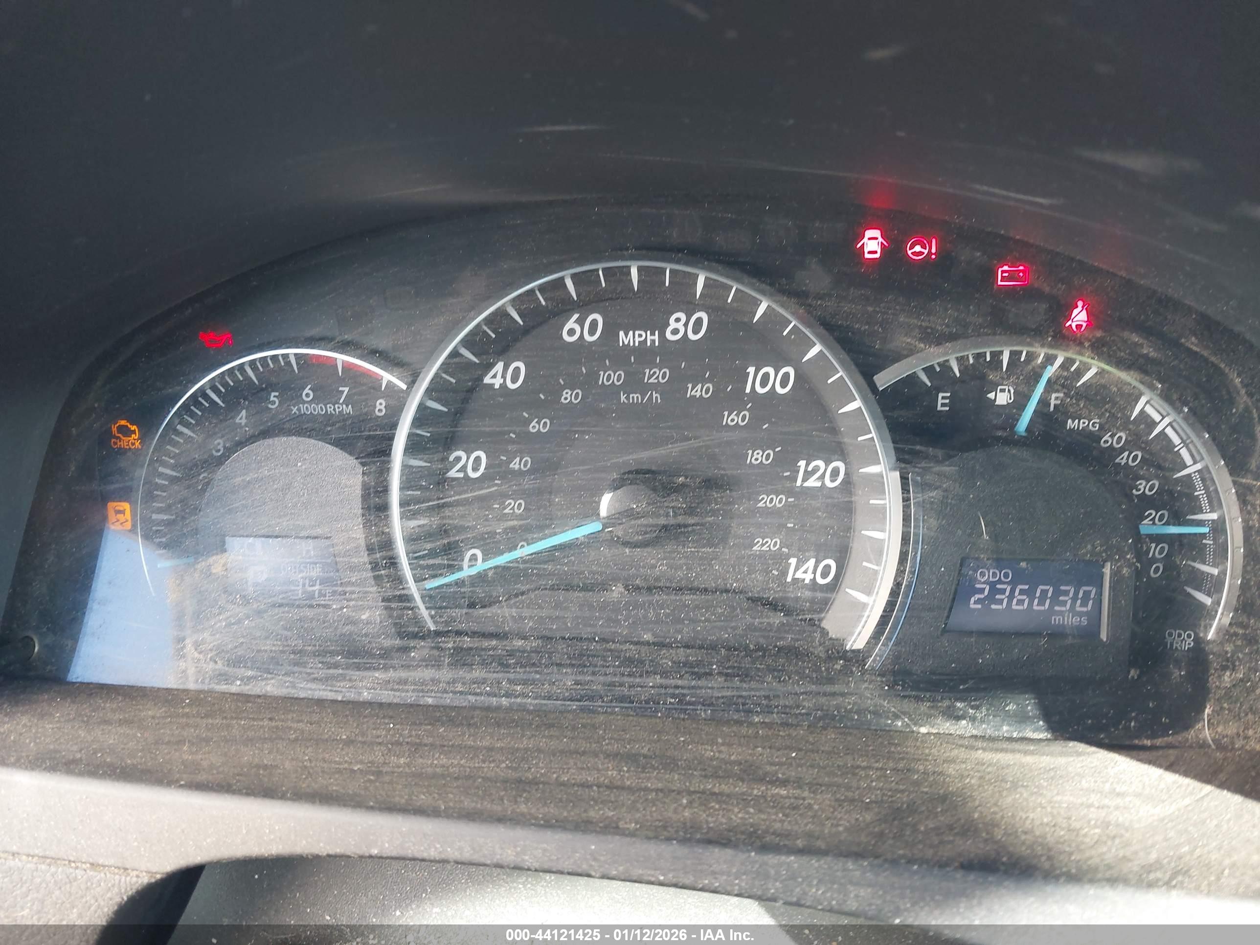 TOYOTA CAMRY image 7