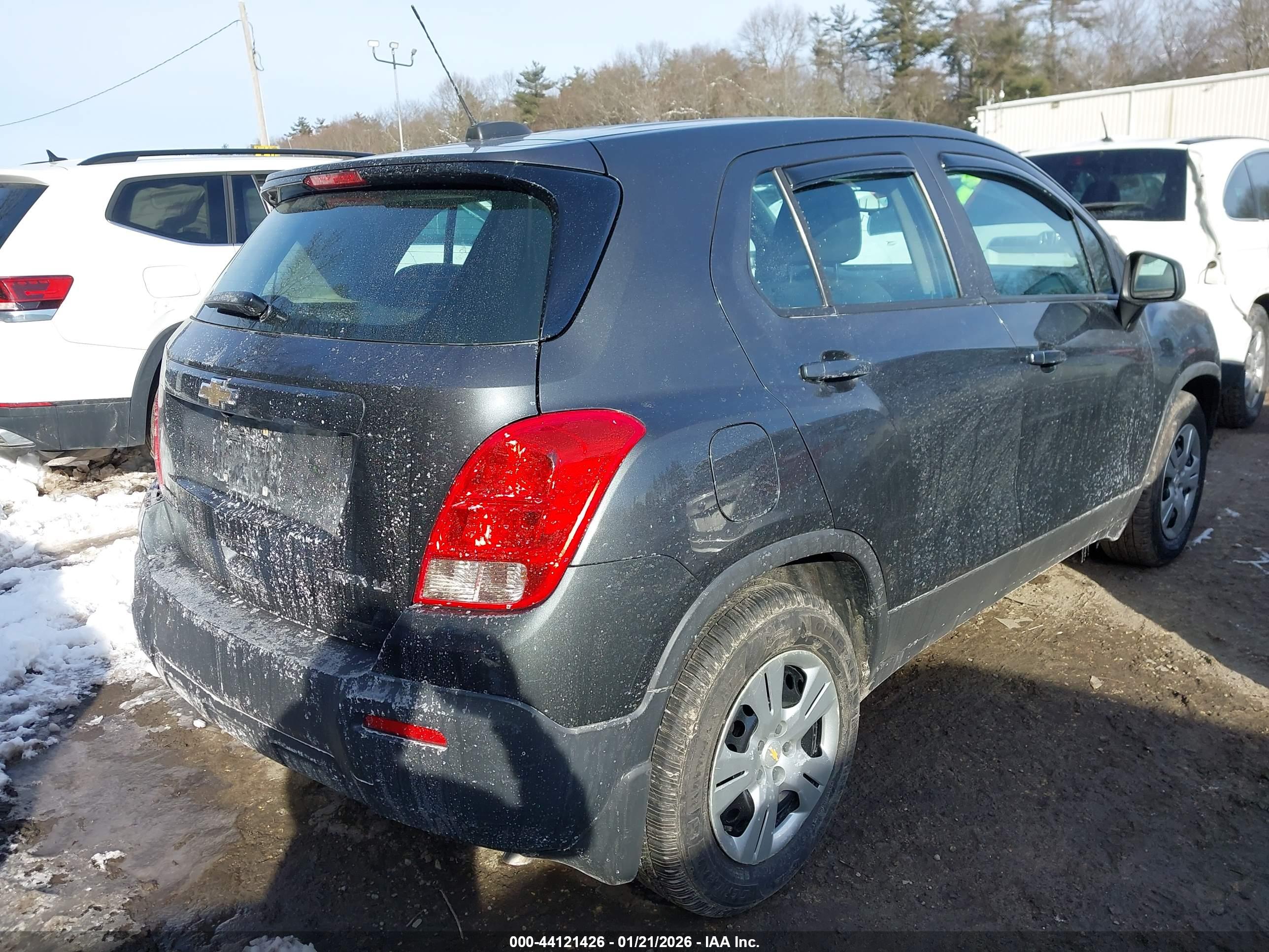 CHEVROLET TRAX image 4