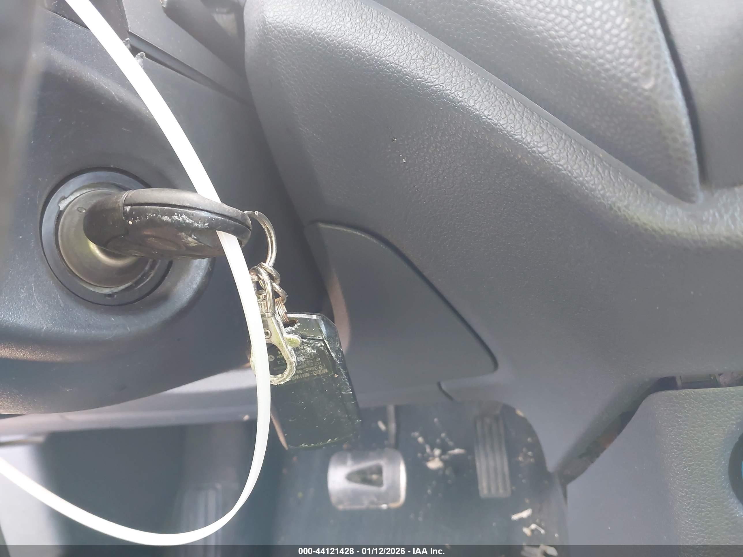 FORD TRANSIT image 11