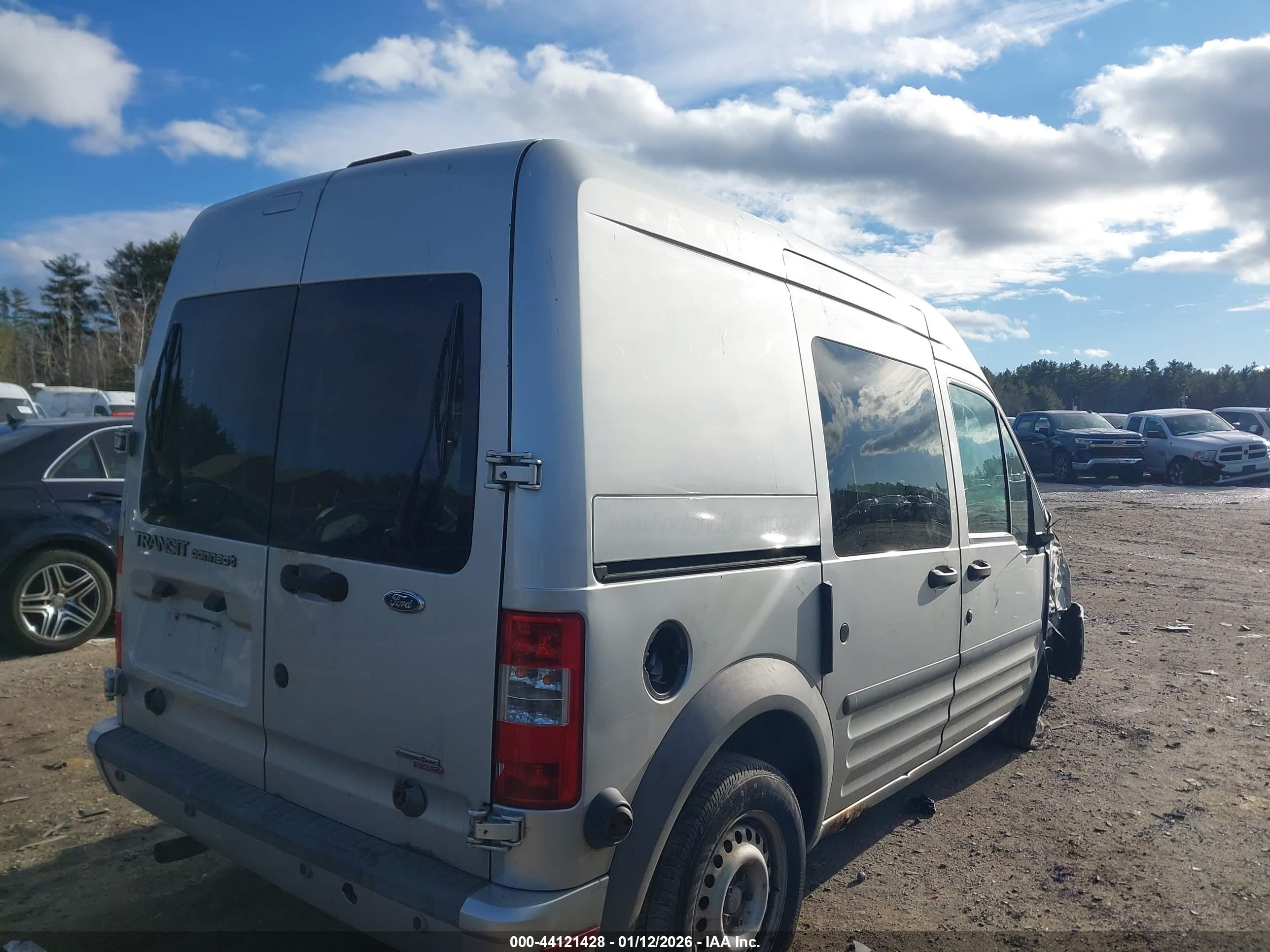 FORD TRANSIT image 4