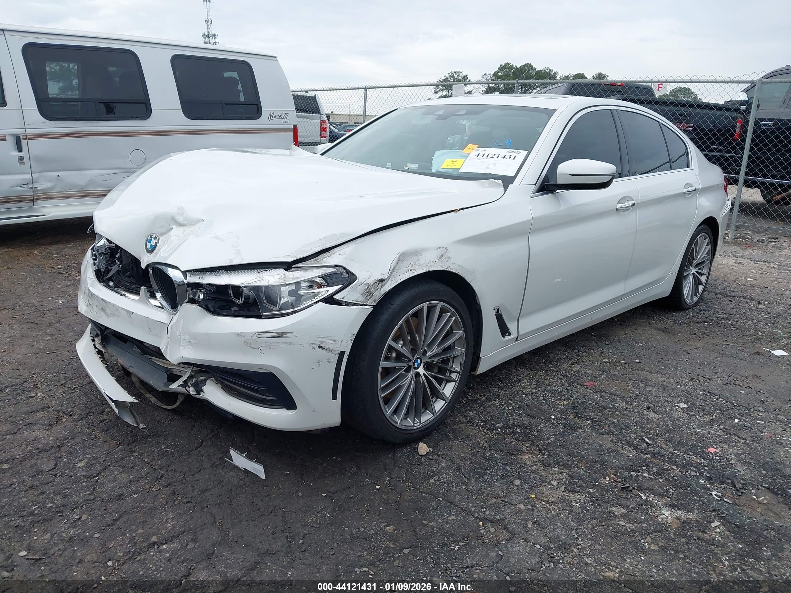 BMW 530I image 2