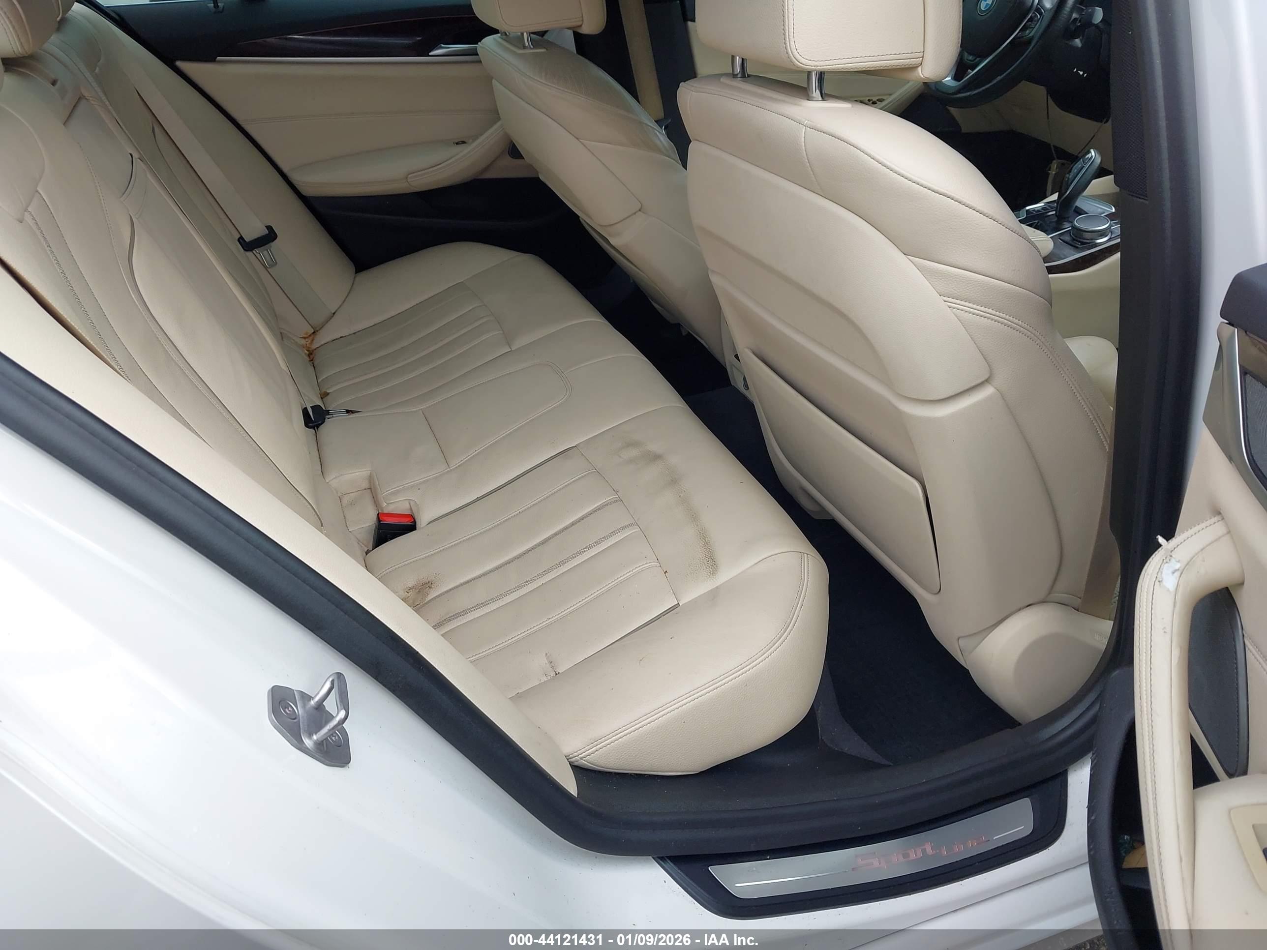 BMW 530I image 8