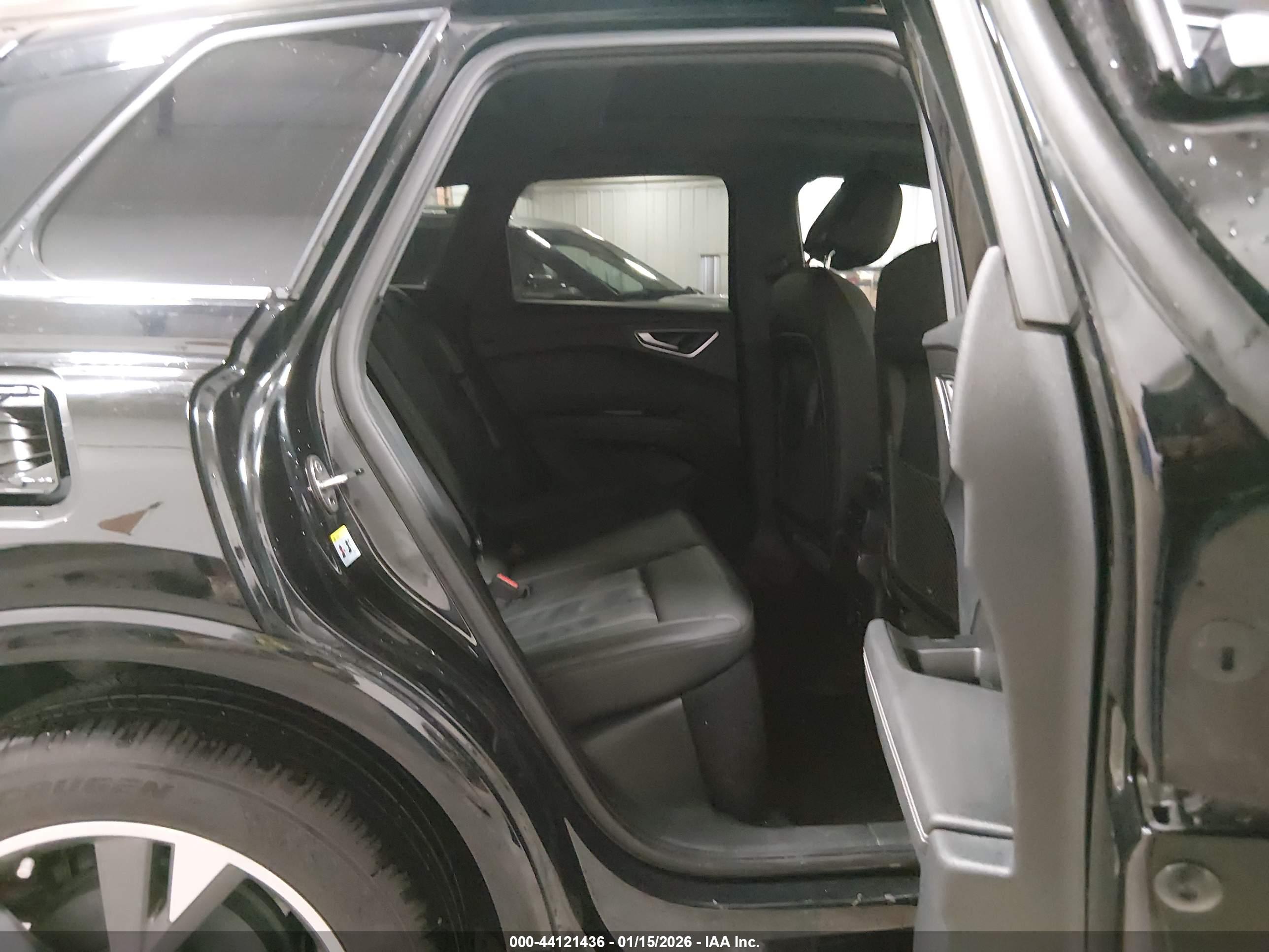 AUDI Q4 image 8