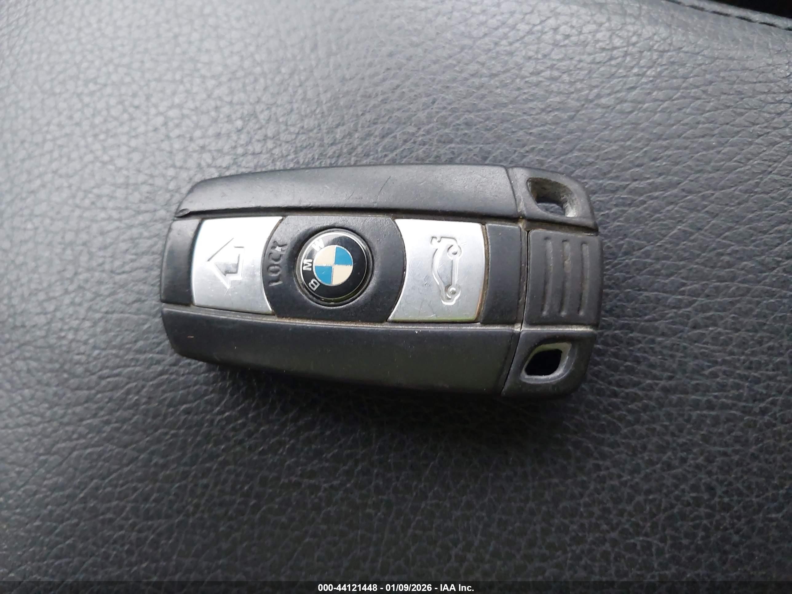 BMW 328I image 11