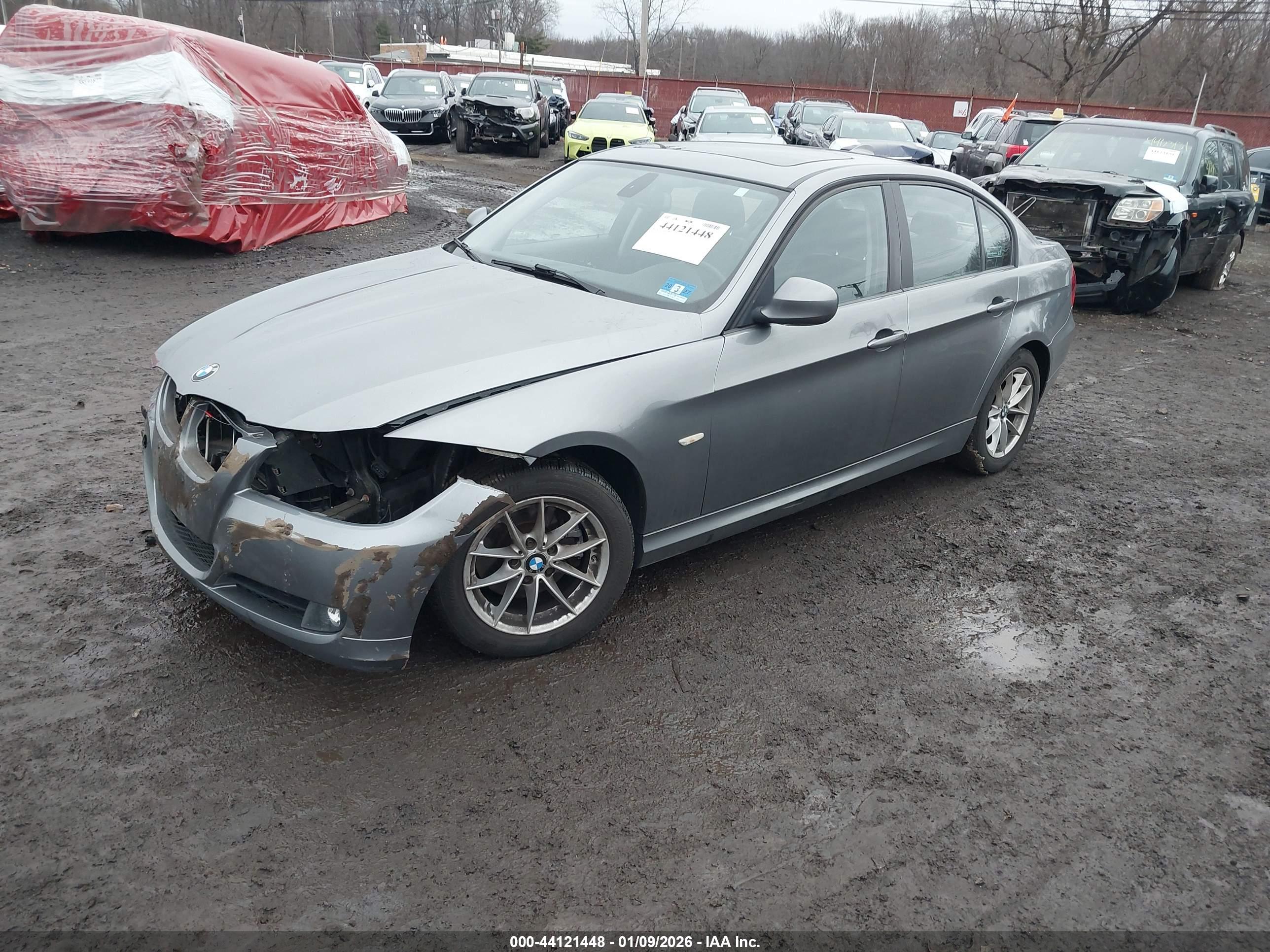 BMW 328I image 2