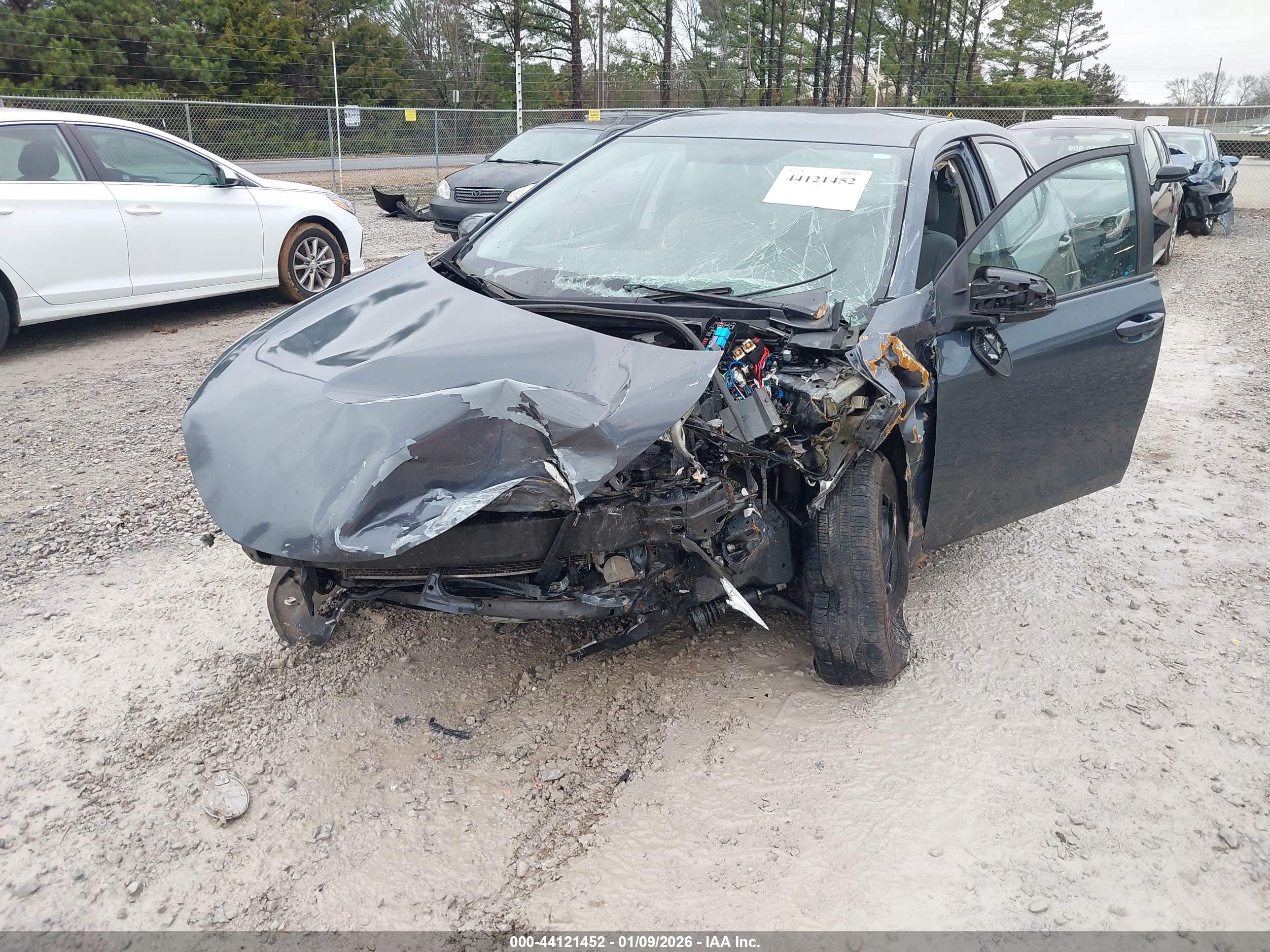 TOYOTA COROLLA image 6