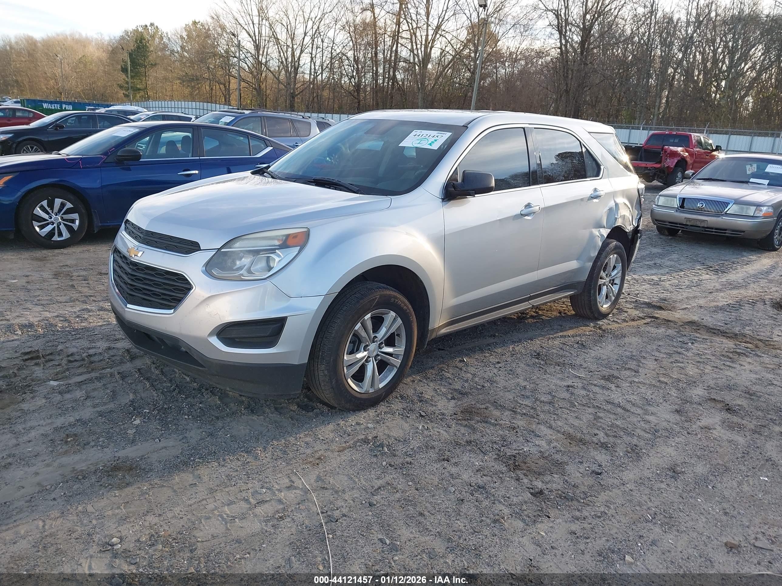 CHEVROLET EQUINOX image 2
