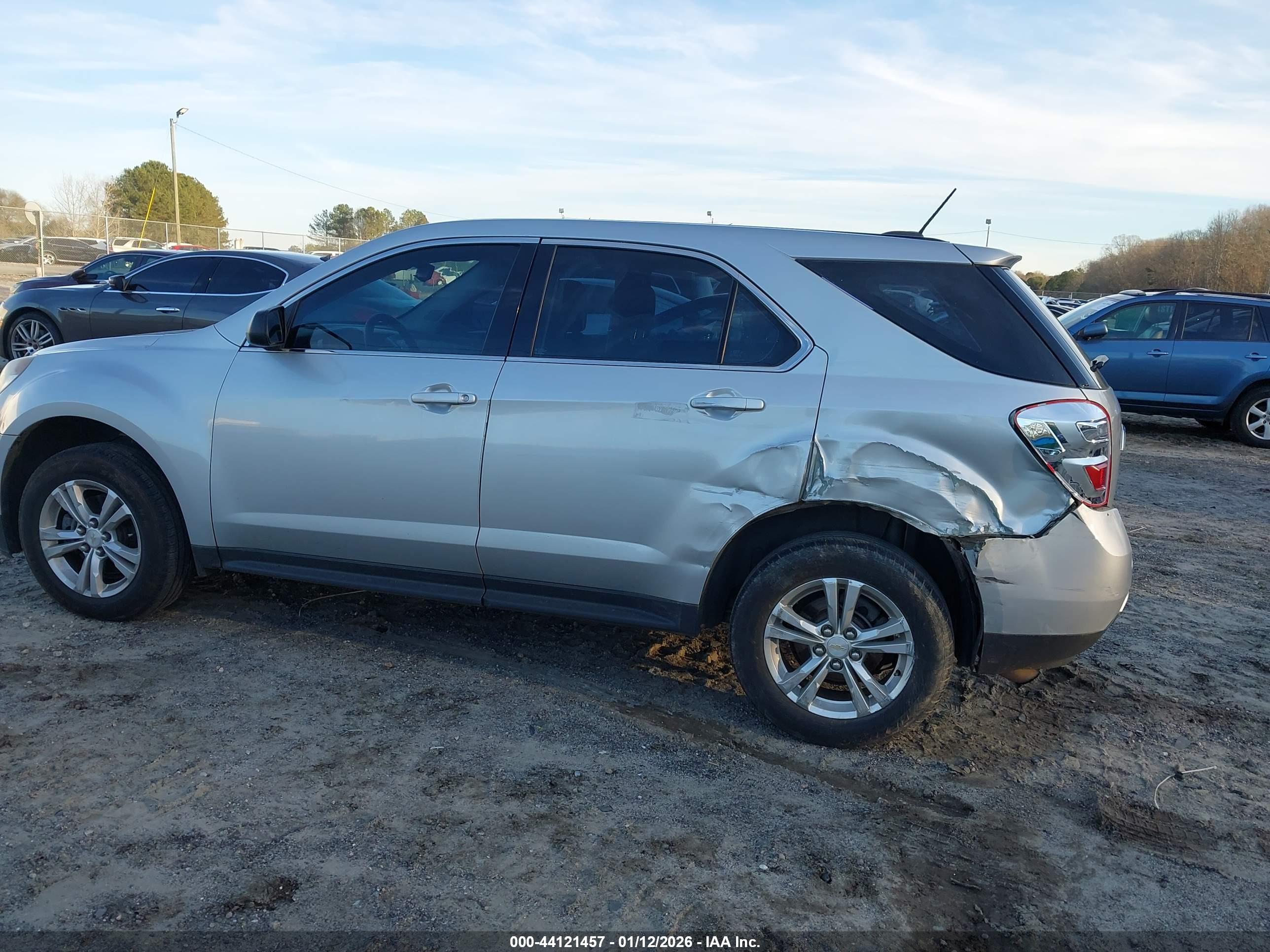 CHEVROLET EQUINOX image 6