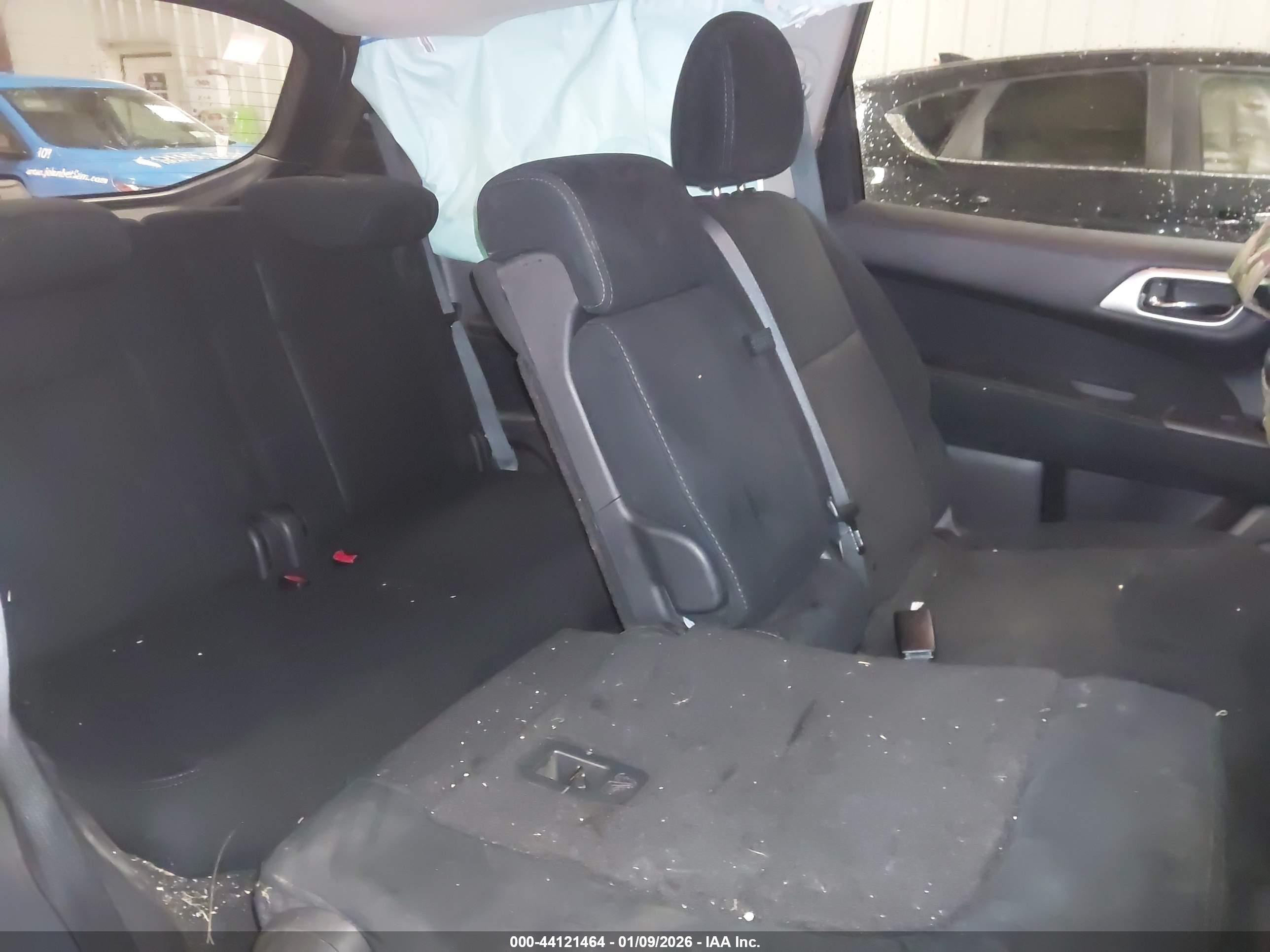 NISSAN PATHFINDER image 8