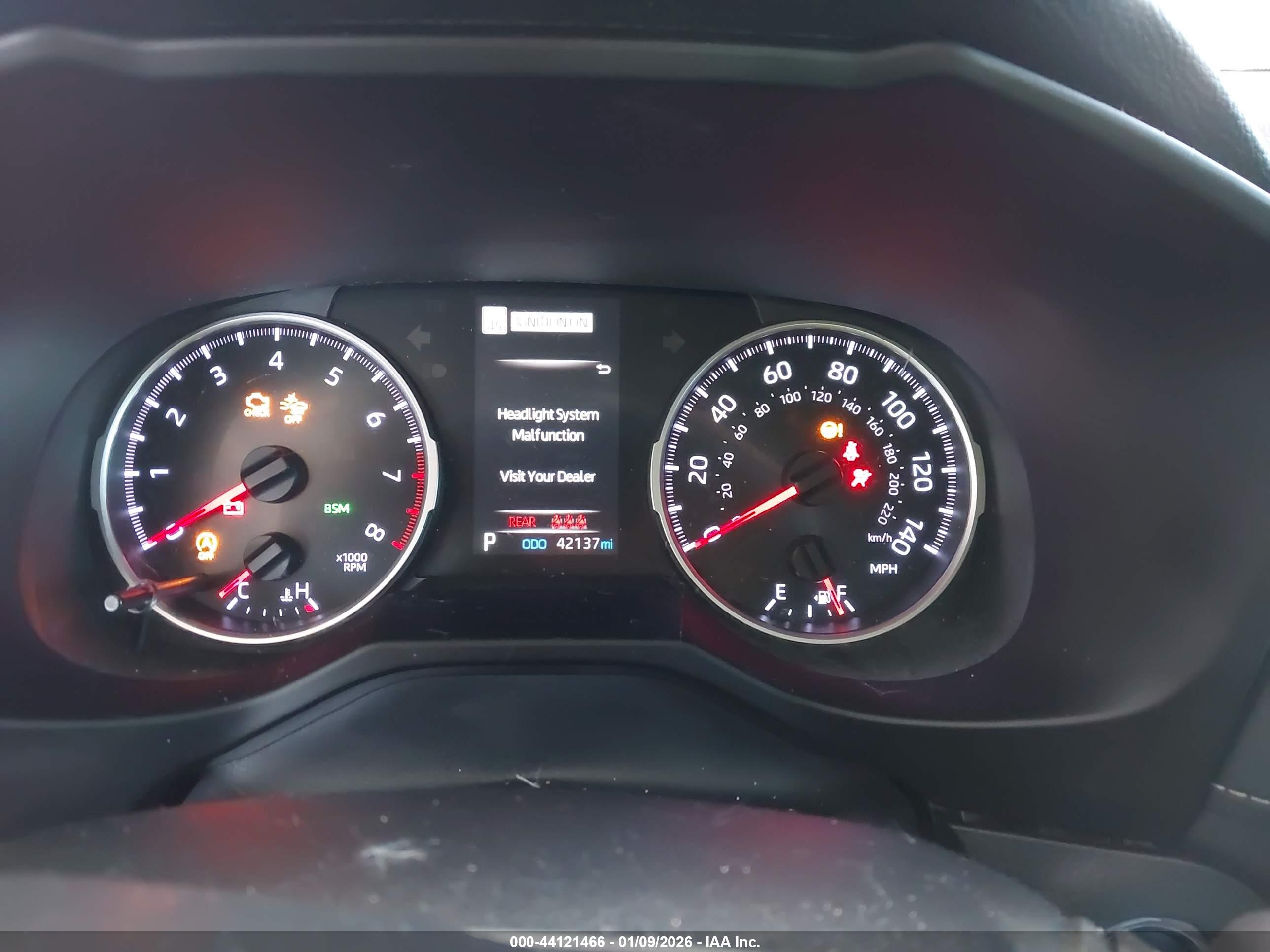 TOYOTA RAV4 image 7