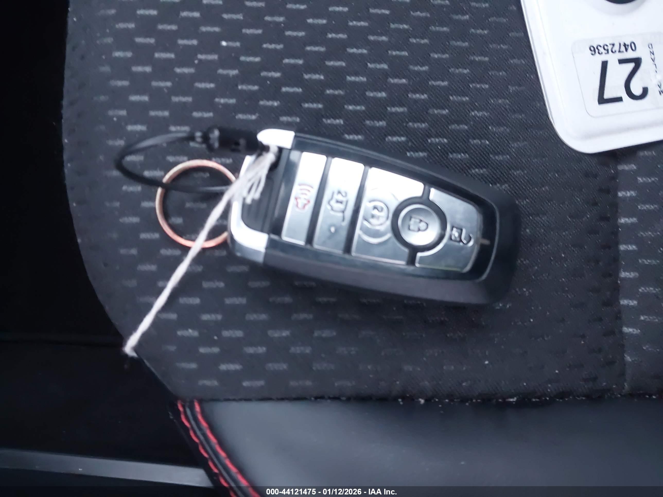 FORD ESCAPE image 11