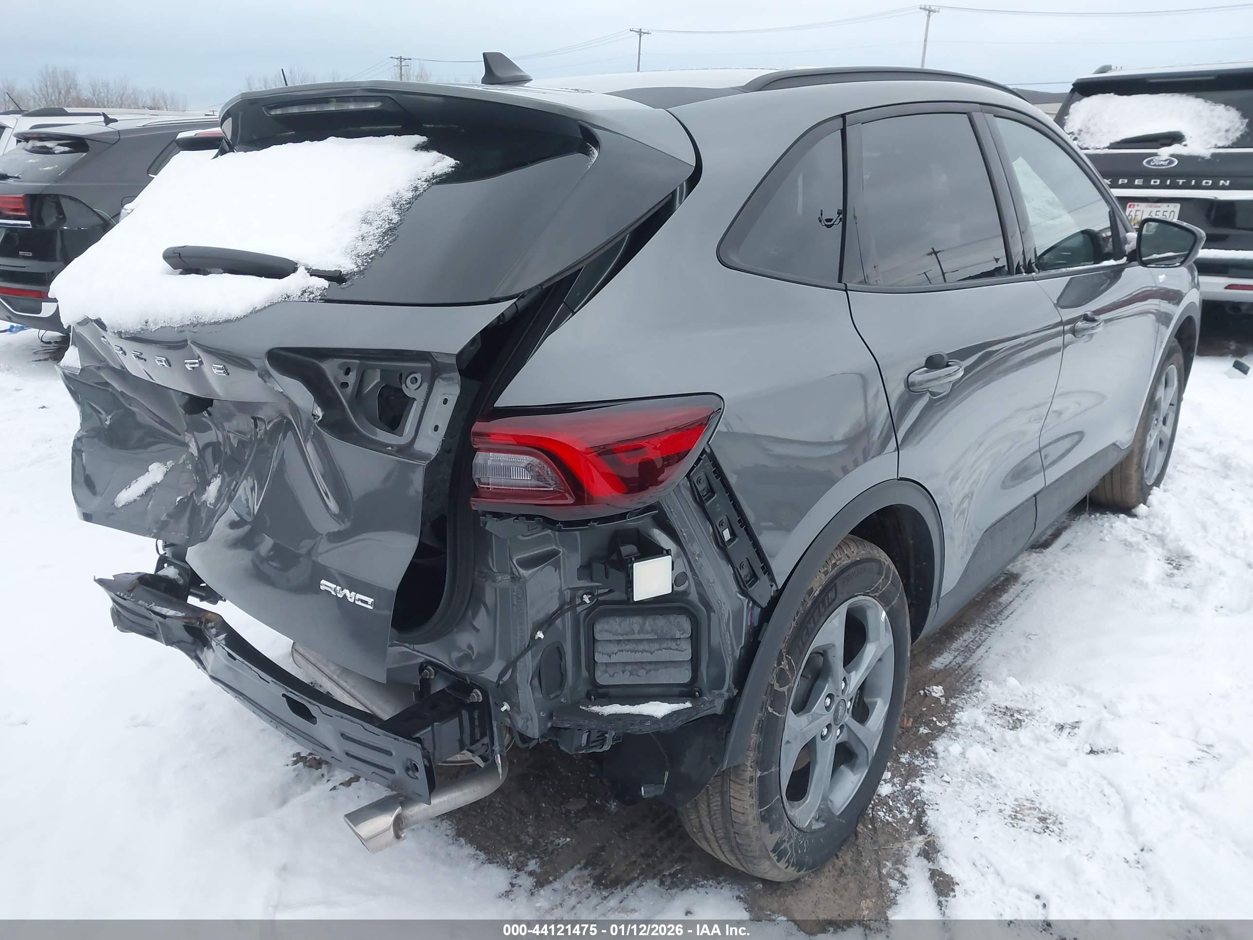 FORD ESCAPE image 4