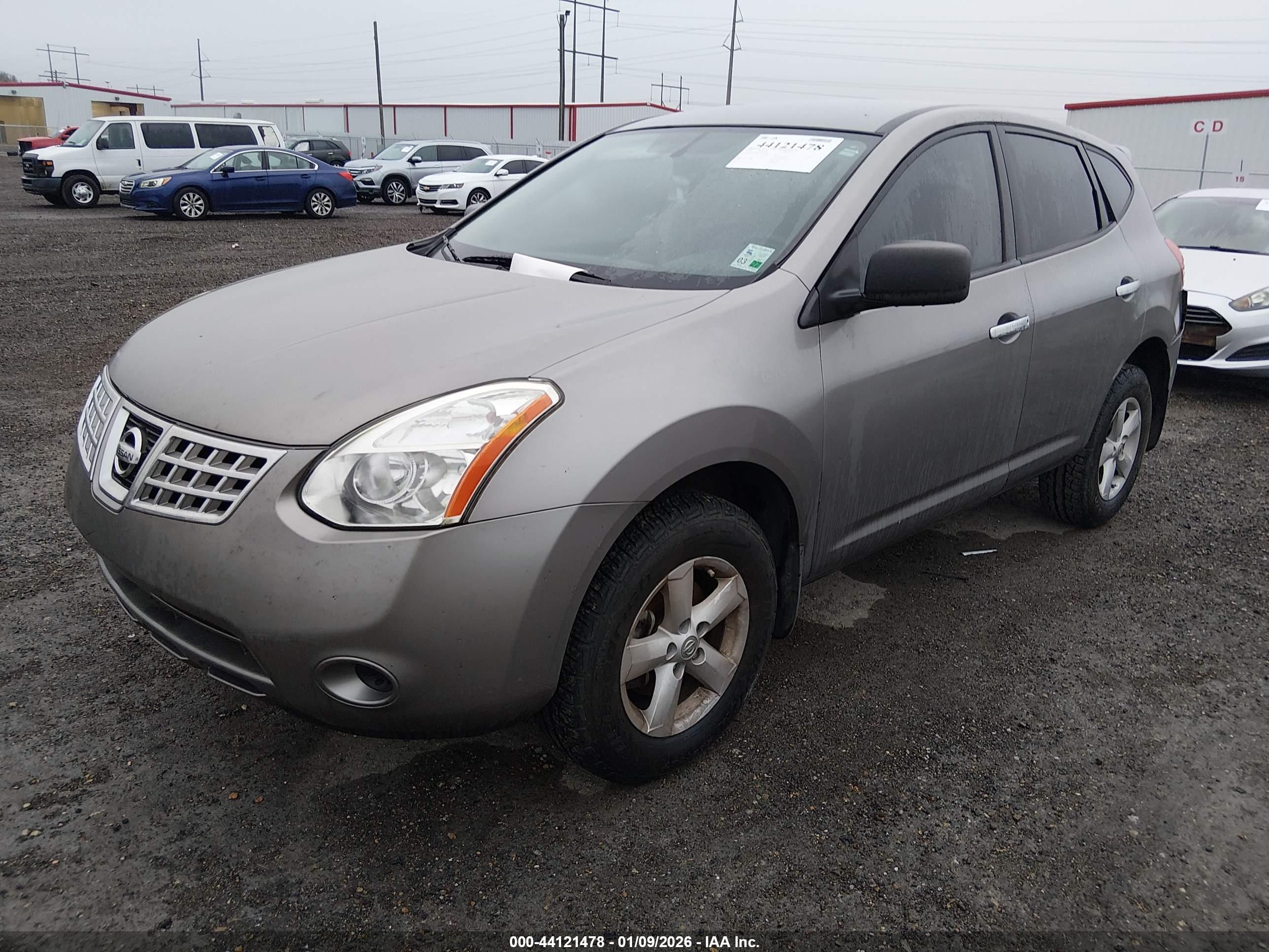 NISSAN ROGUE image 2