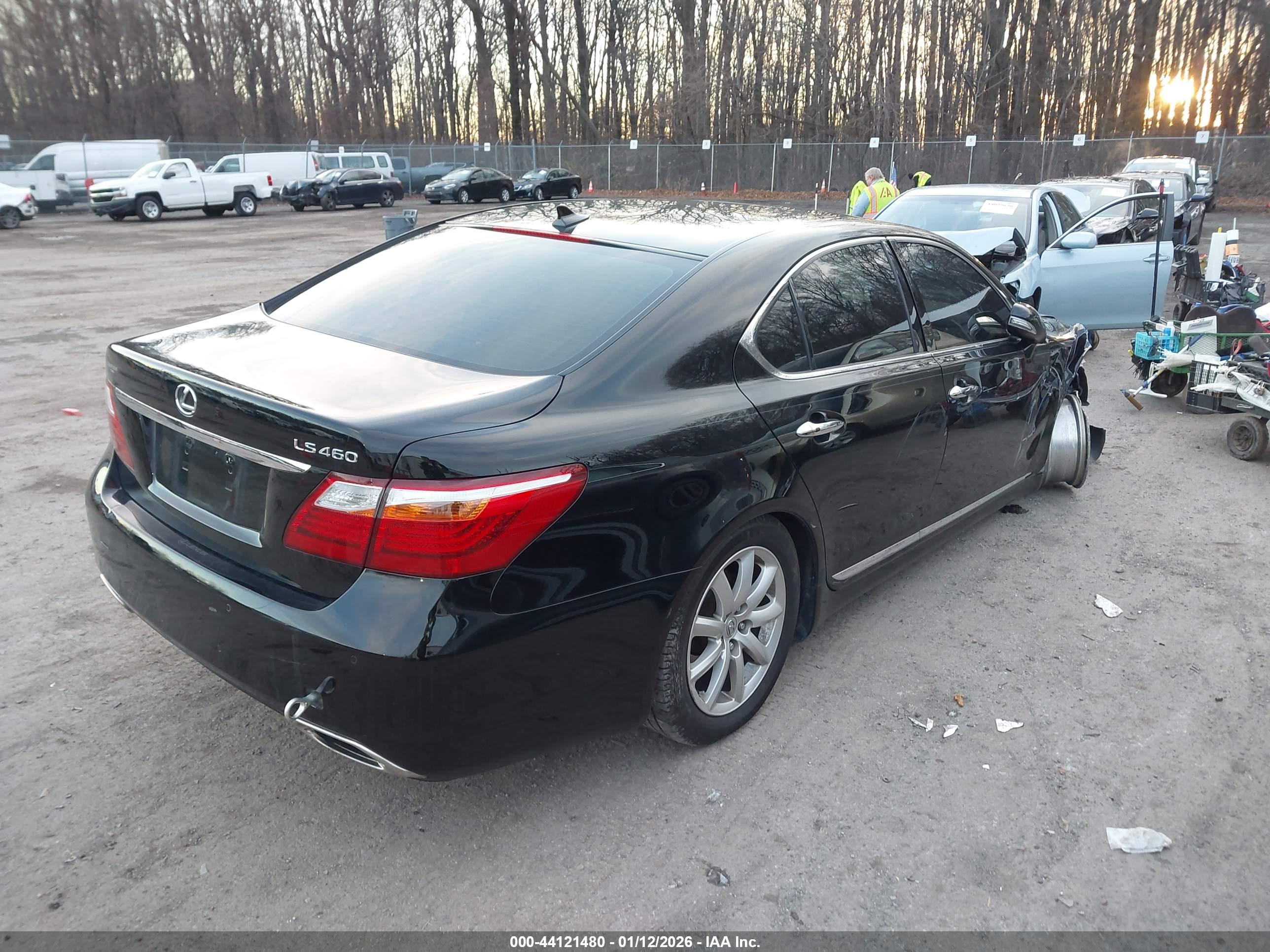 LEXUS LS image 4