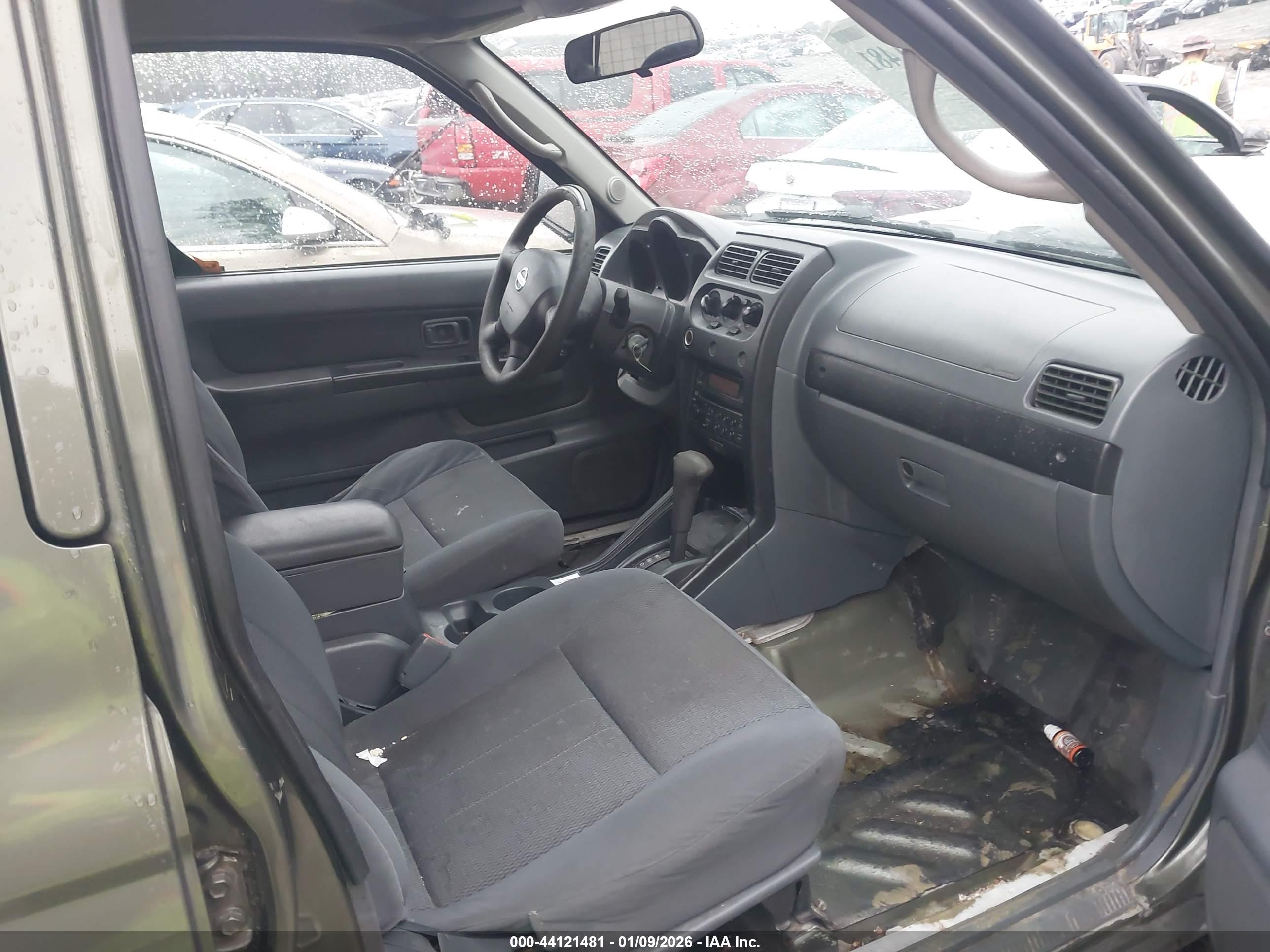 NISSAN FRONTIER image 5