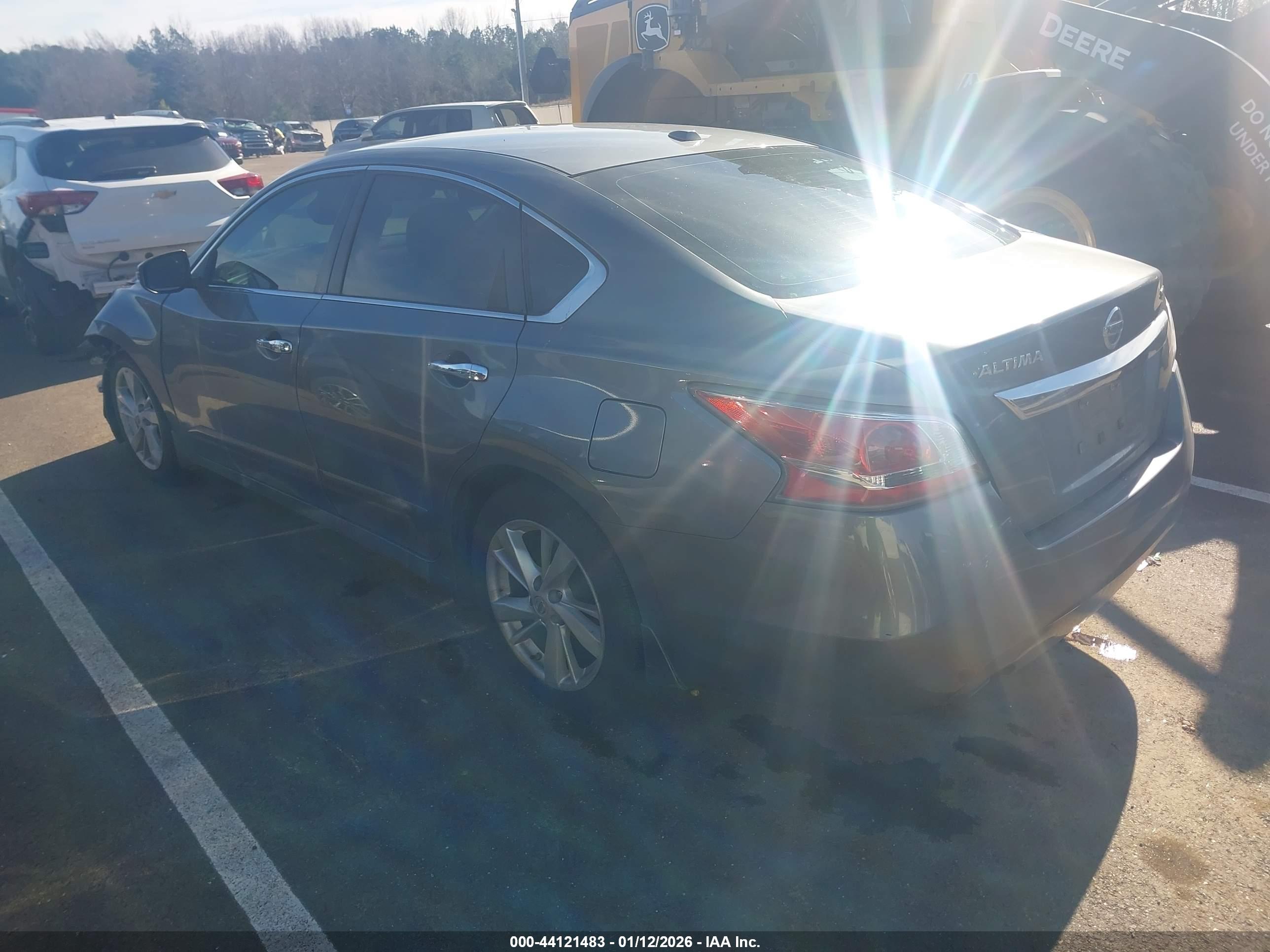 NISSAN ALTIMA image 3
