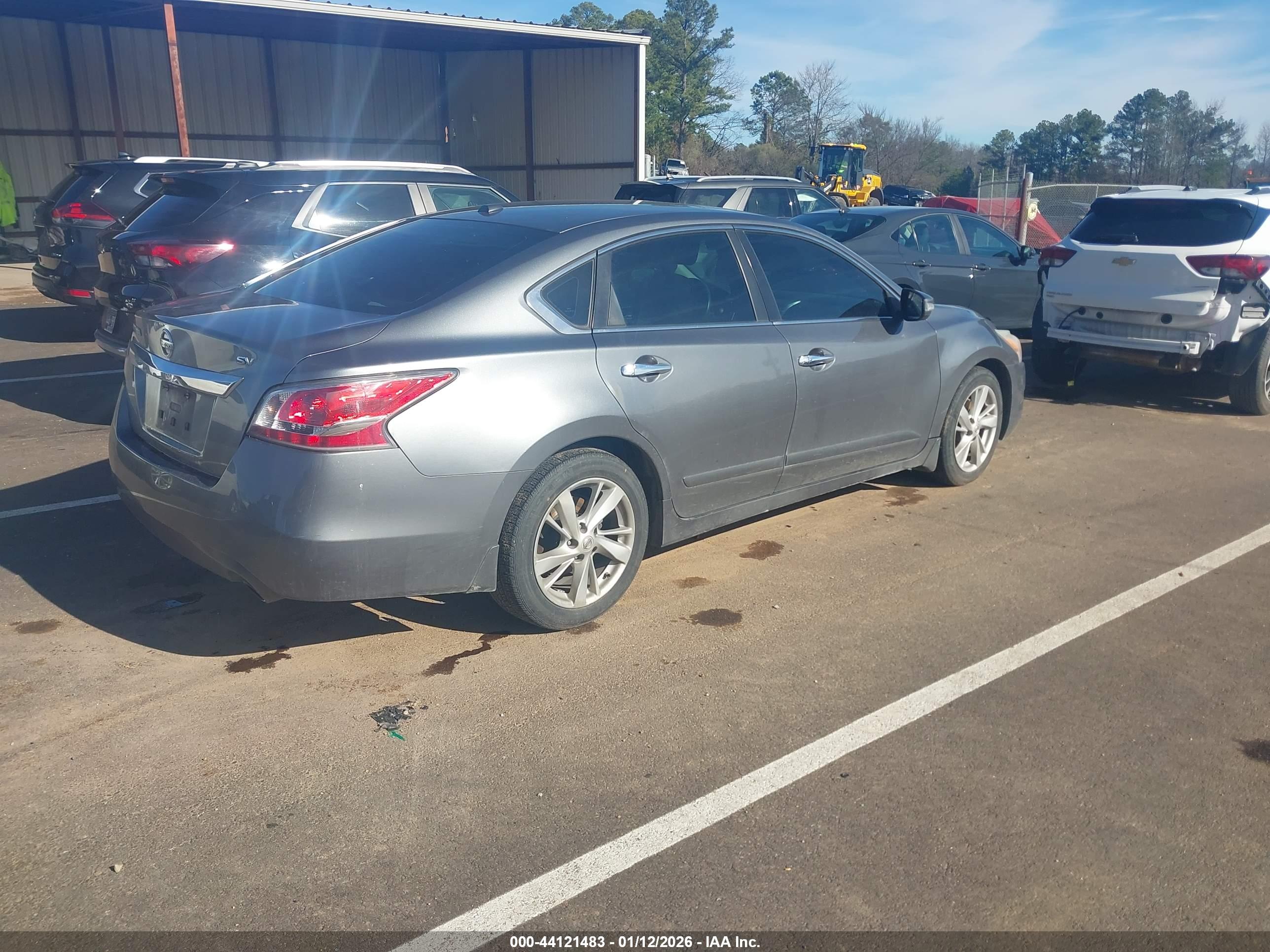 NISSAN ALTIMA image 4