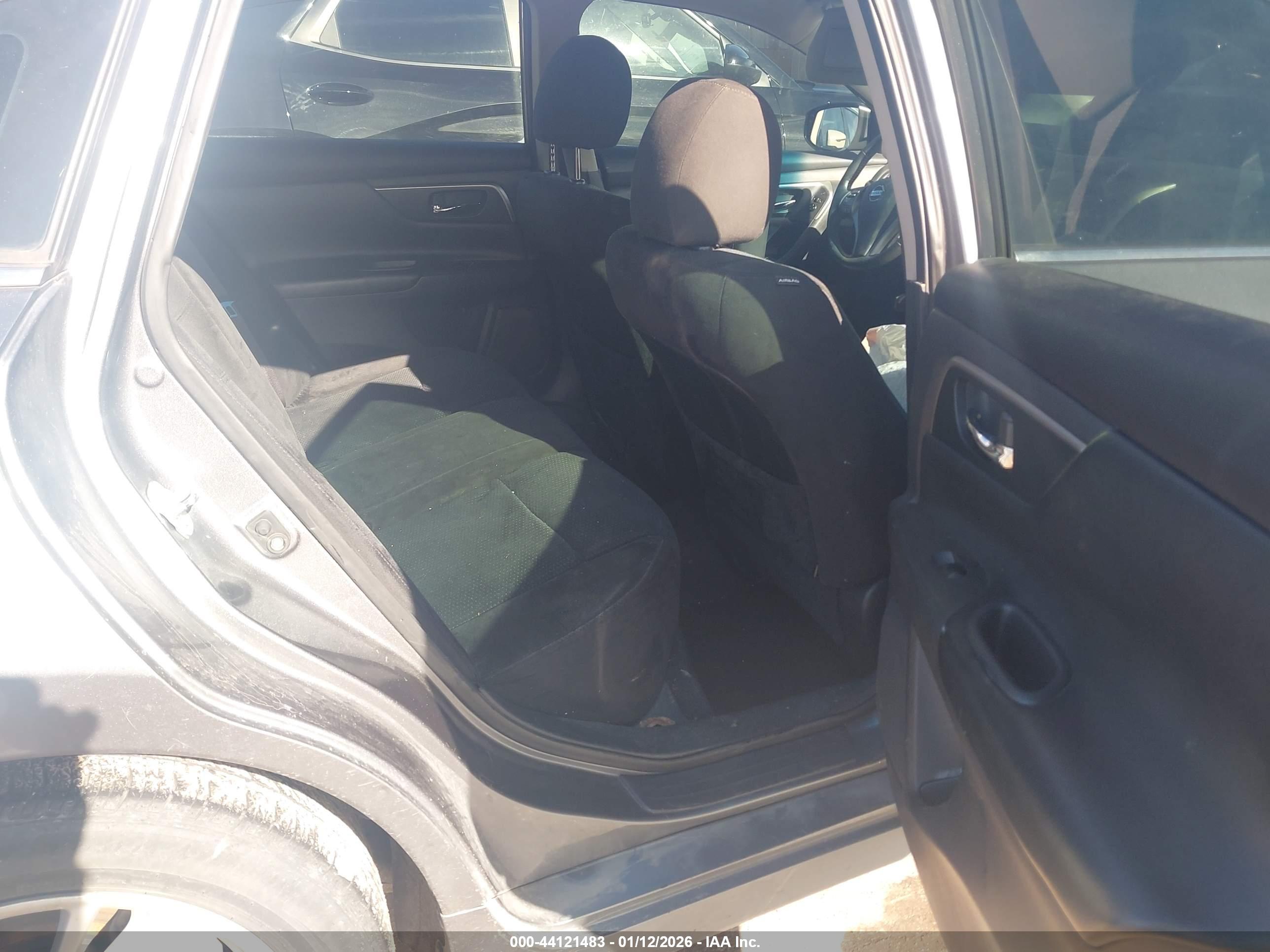 NISSAN ALTIMA image 8