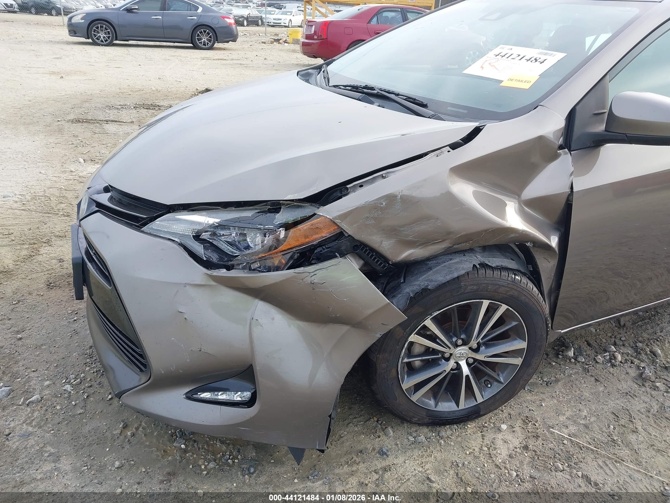 TOYOTA COROLLA image 6
