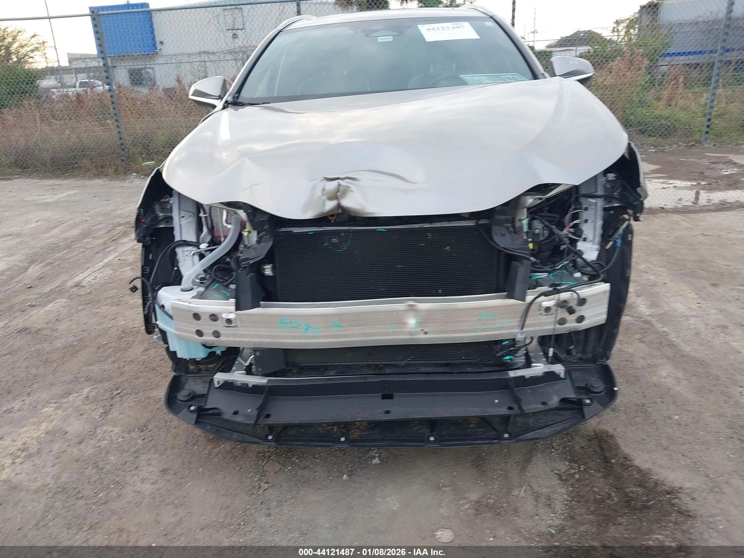 LEXUS NX image 6