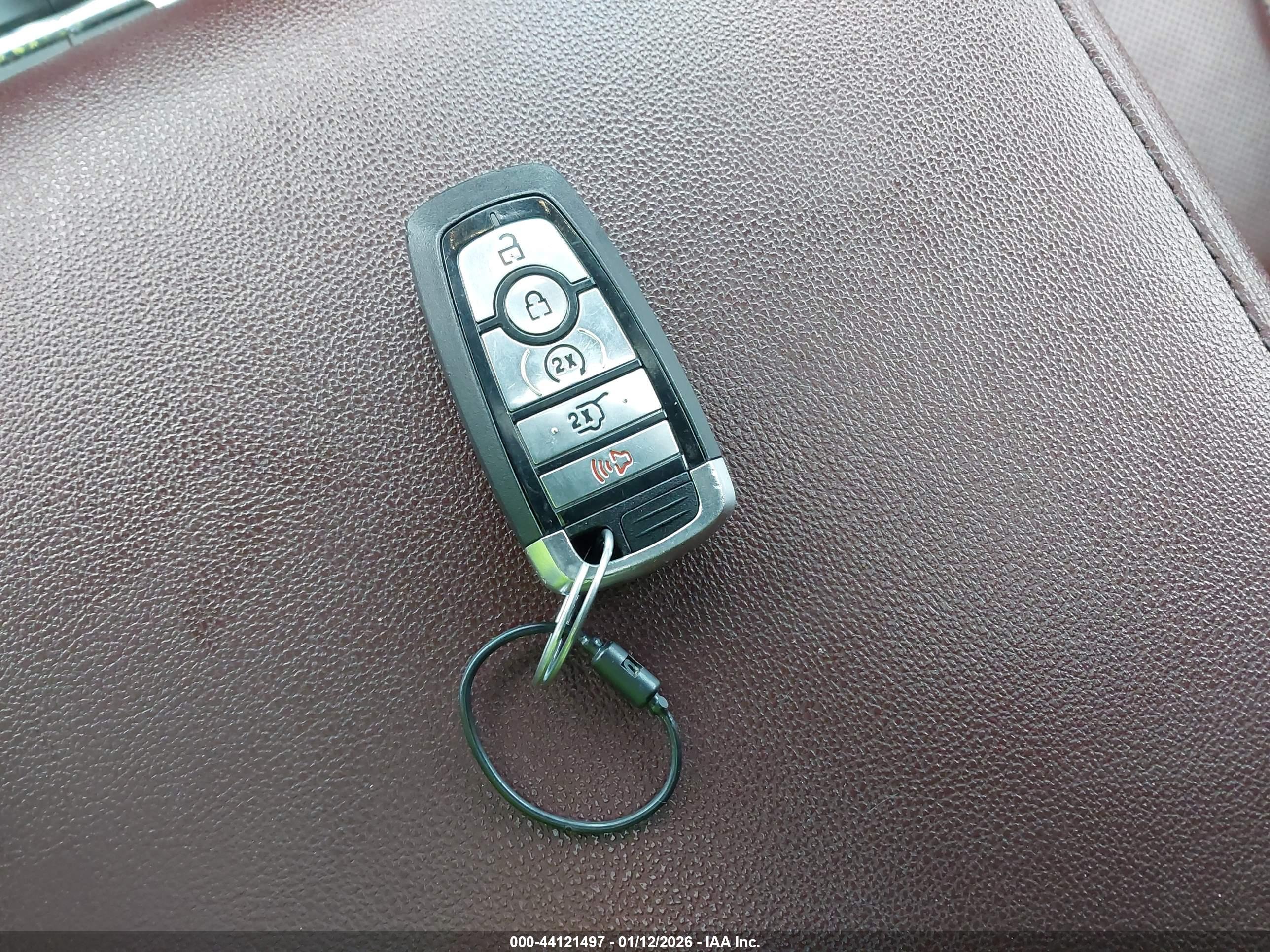 FORD EXPEDITION image 11