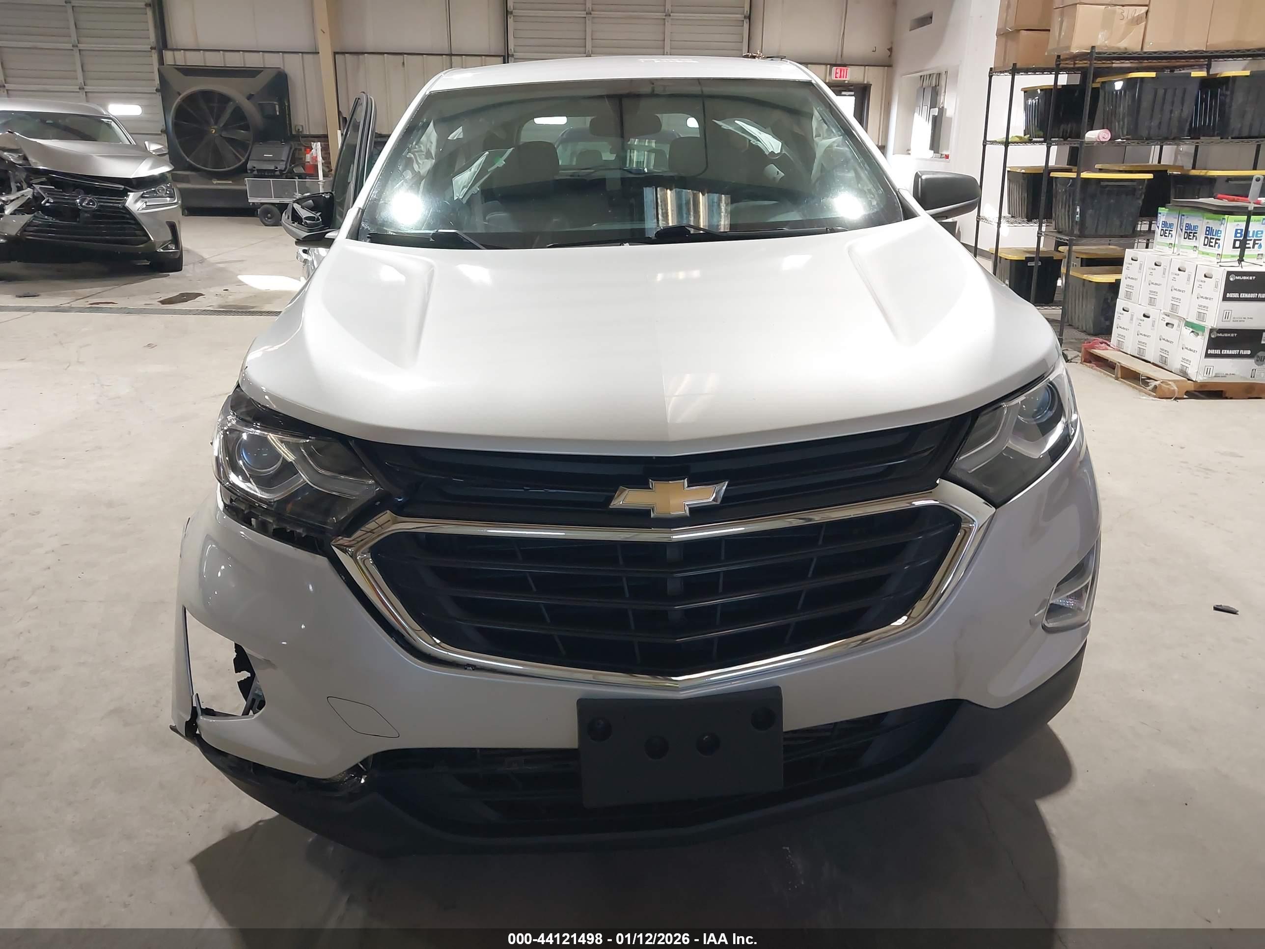 CHEVROLET EQUINOX image 6