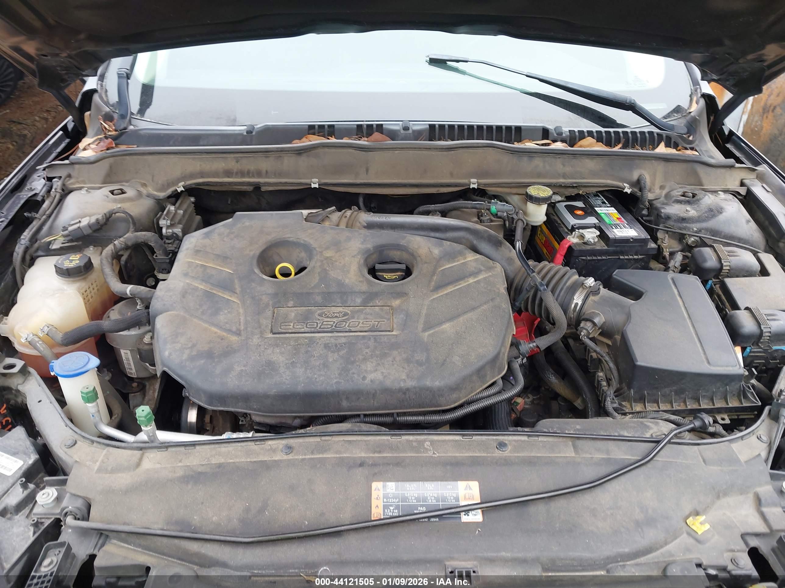 FORD FUSION image 10