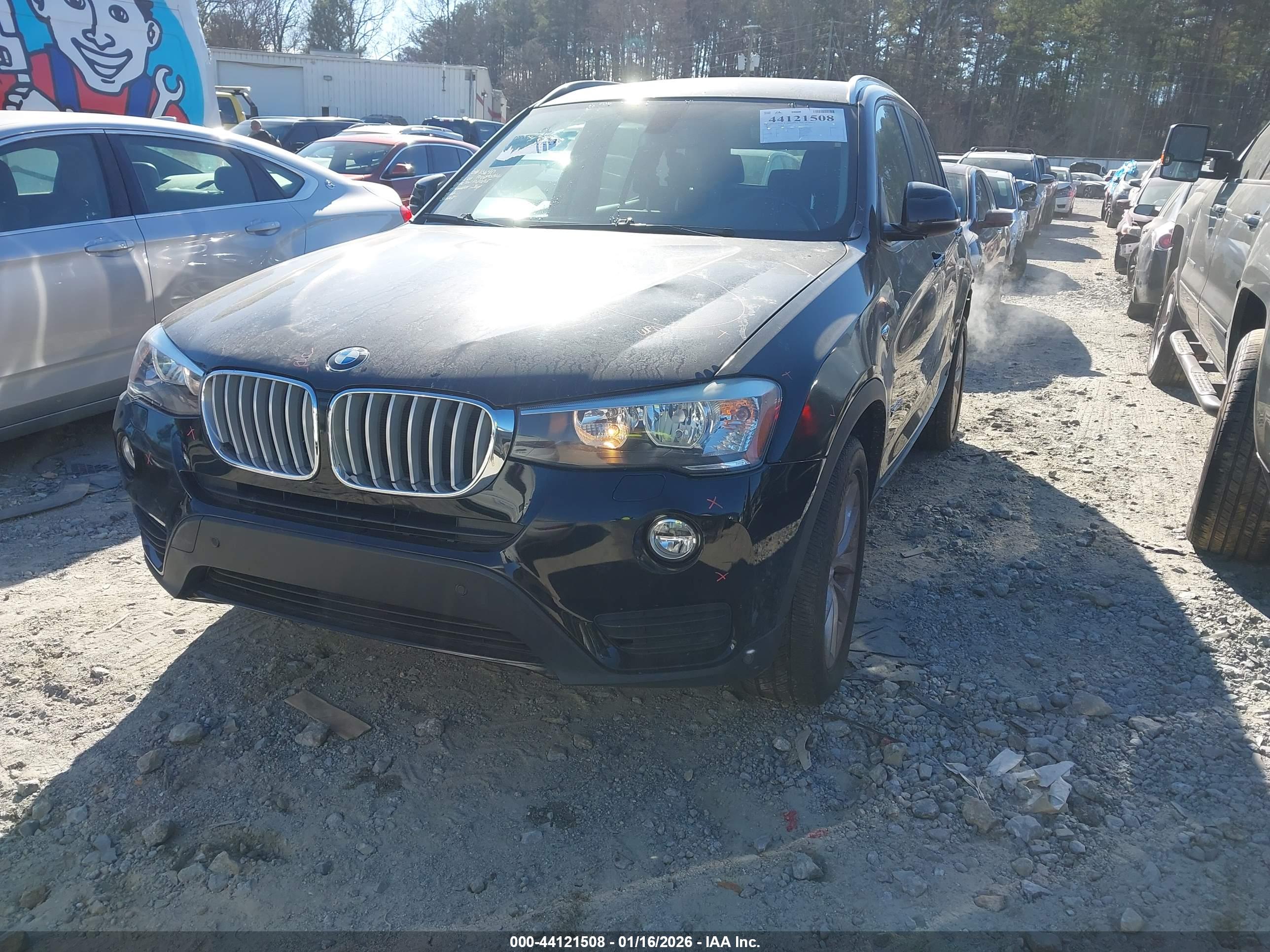 BMW X3 image 2