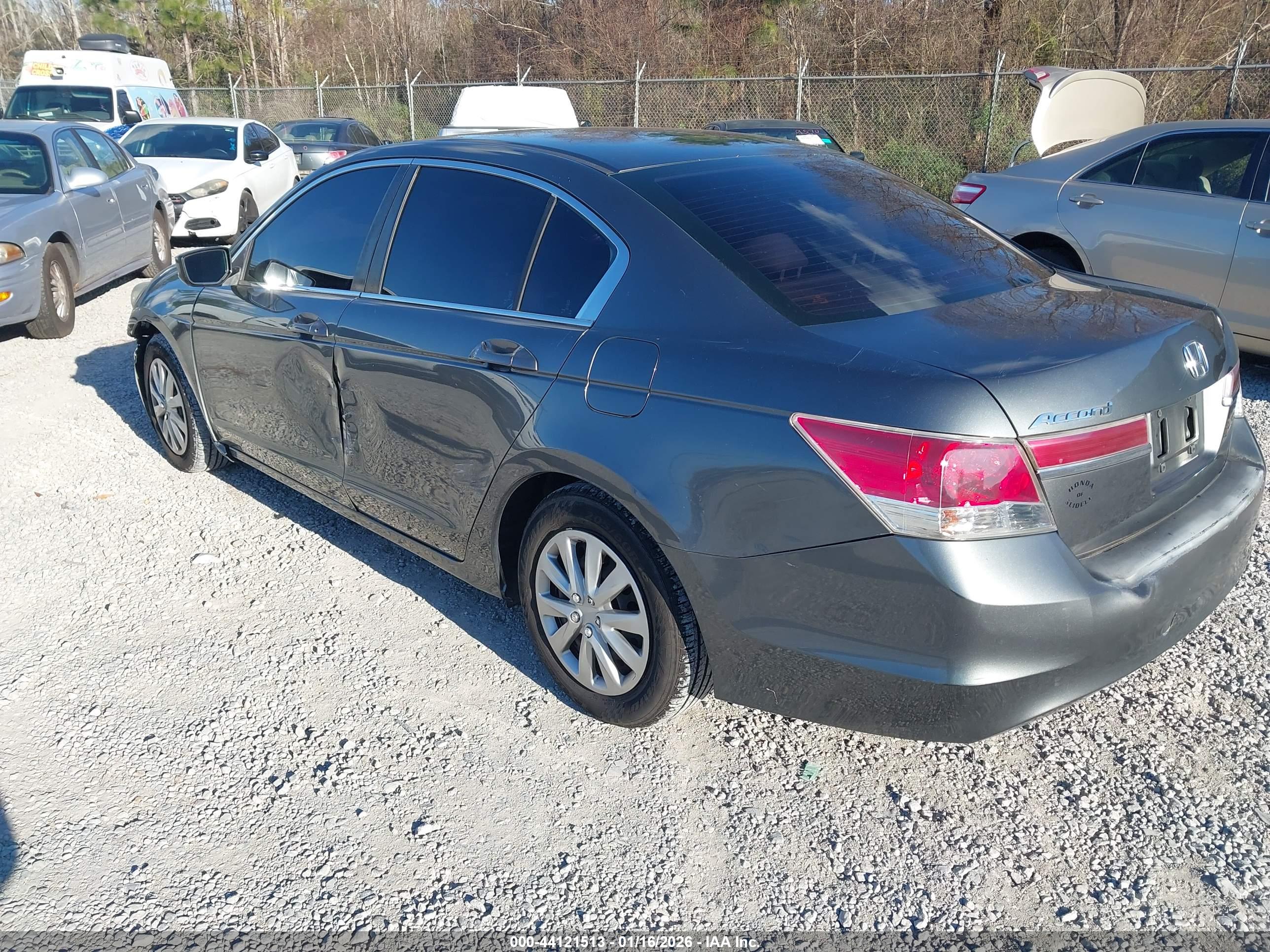 HONDA ACCORD image 3