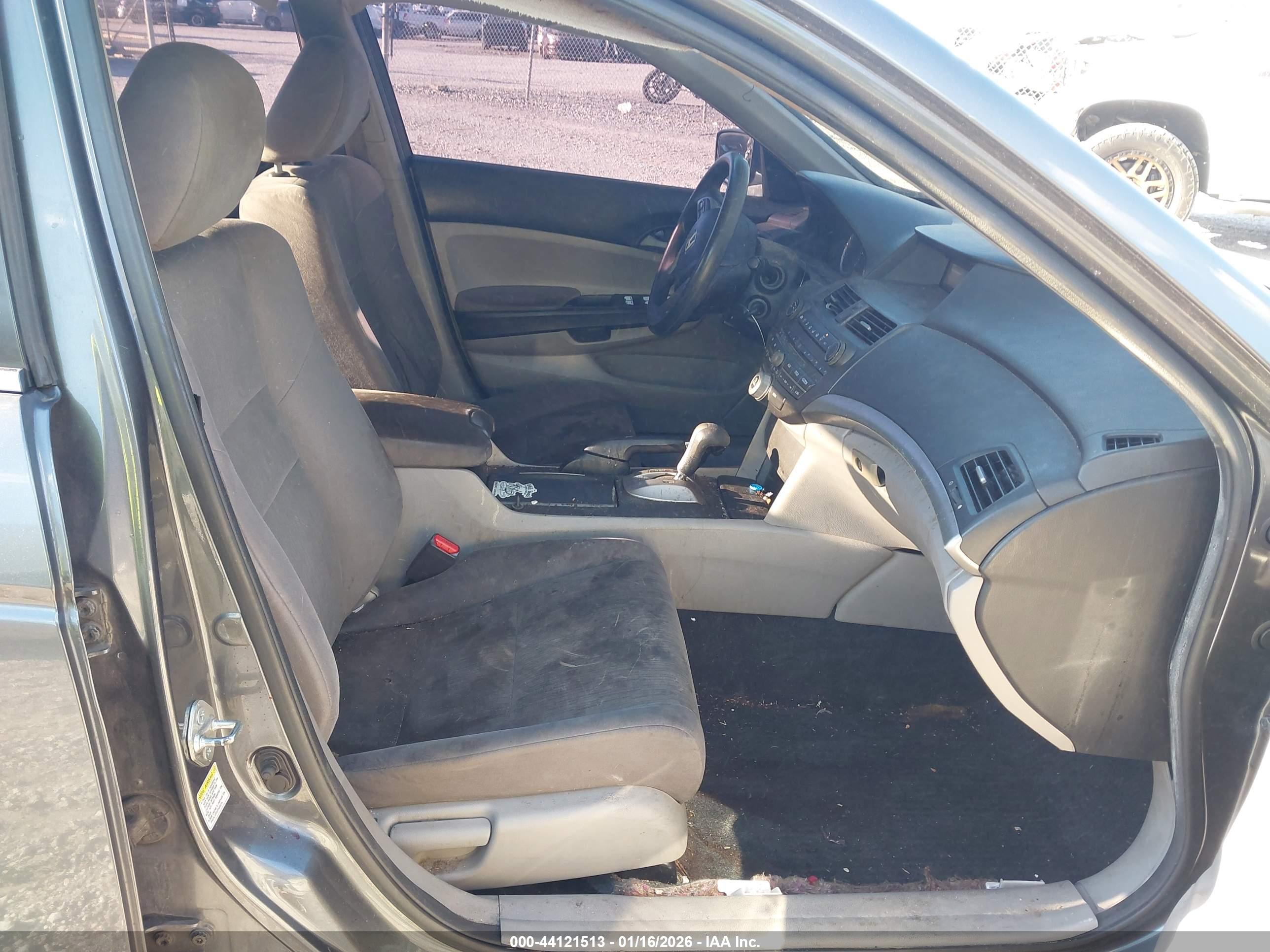 HONDA ACCORD image 5