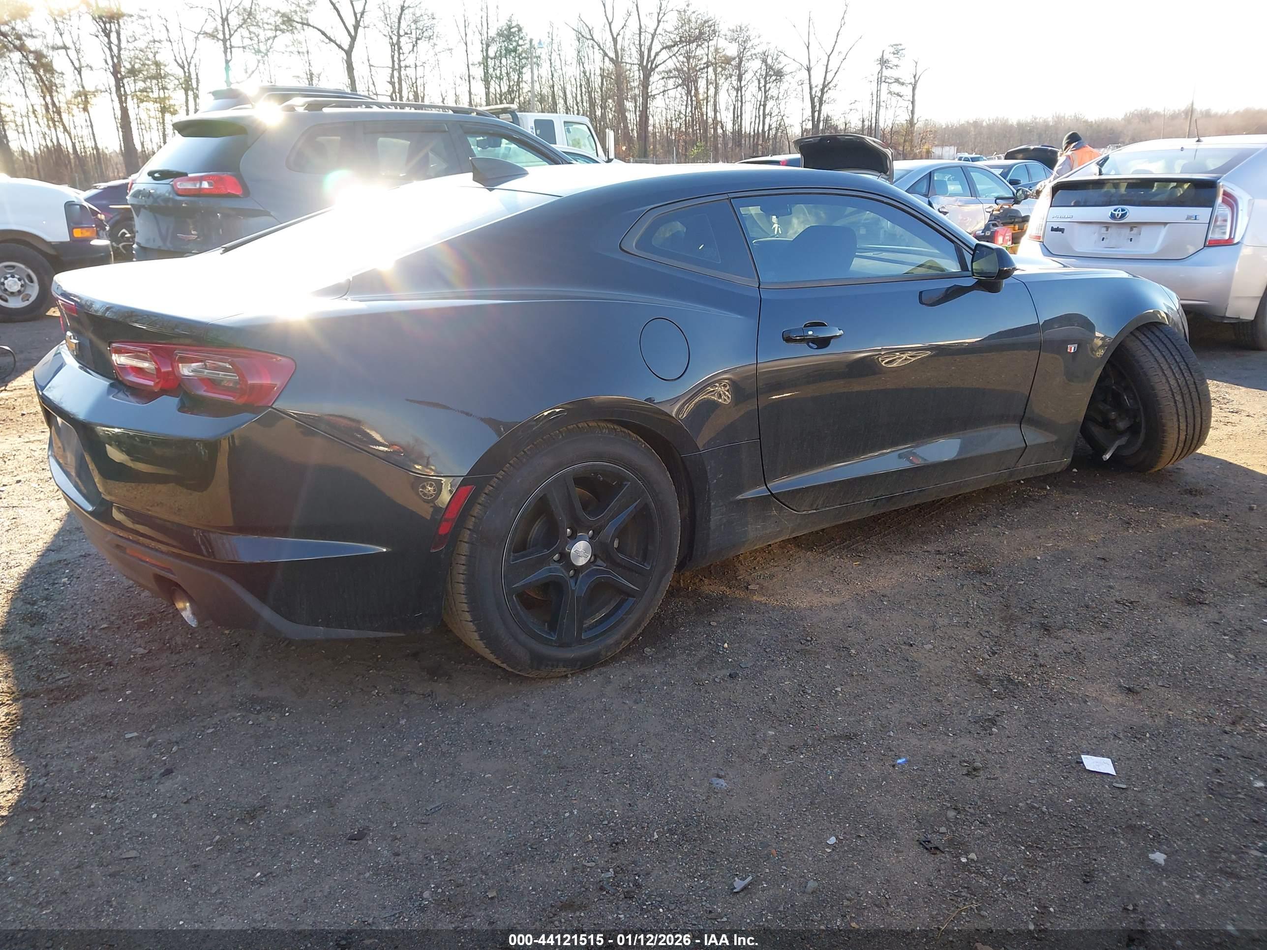 CHEVROLET CAMARO image 4