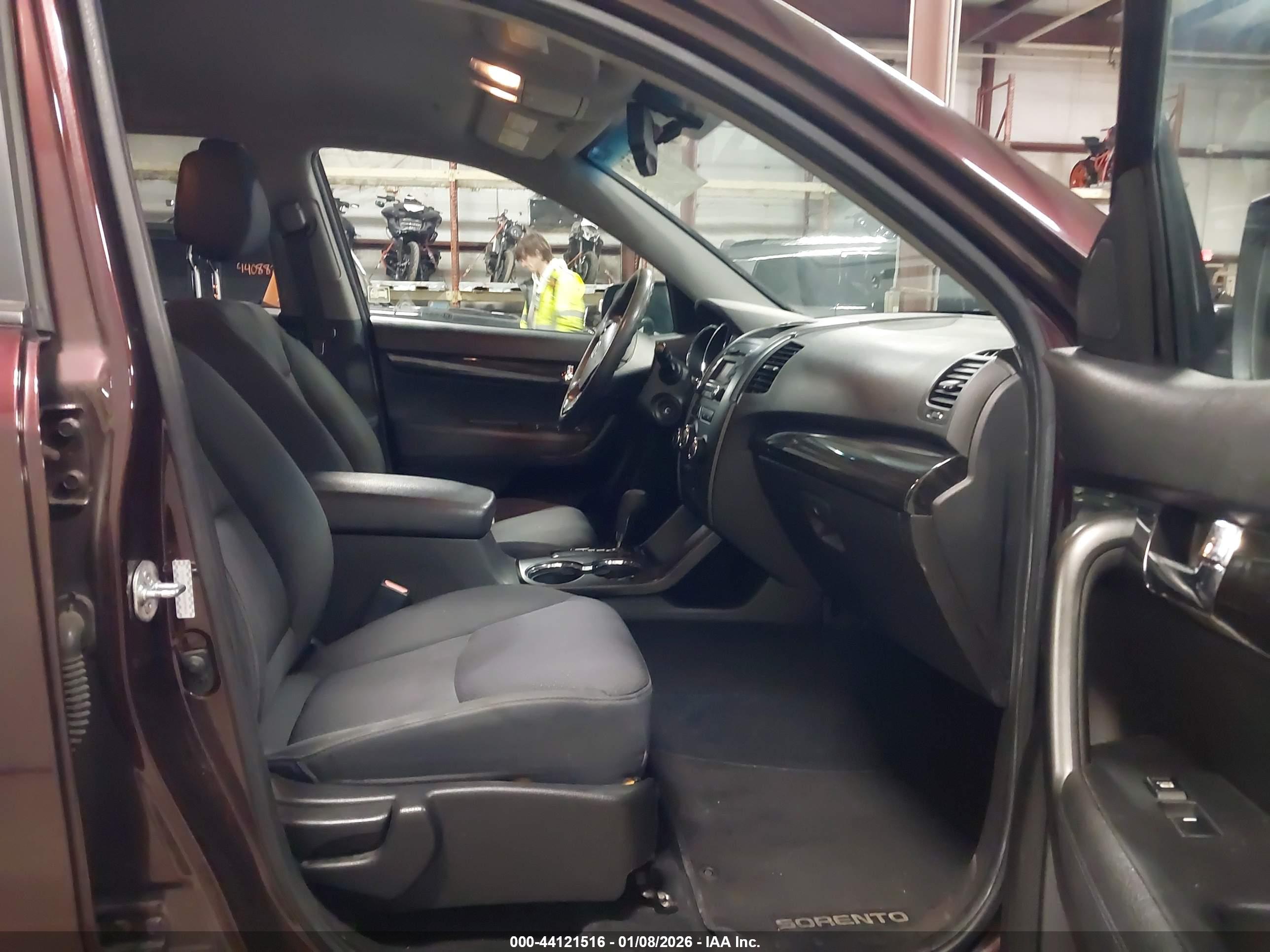KIA SORENTO image 5