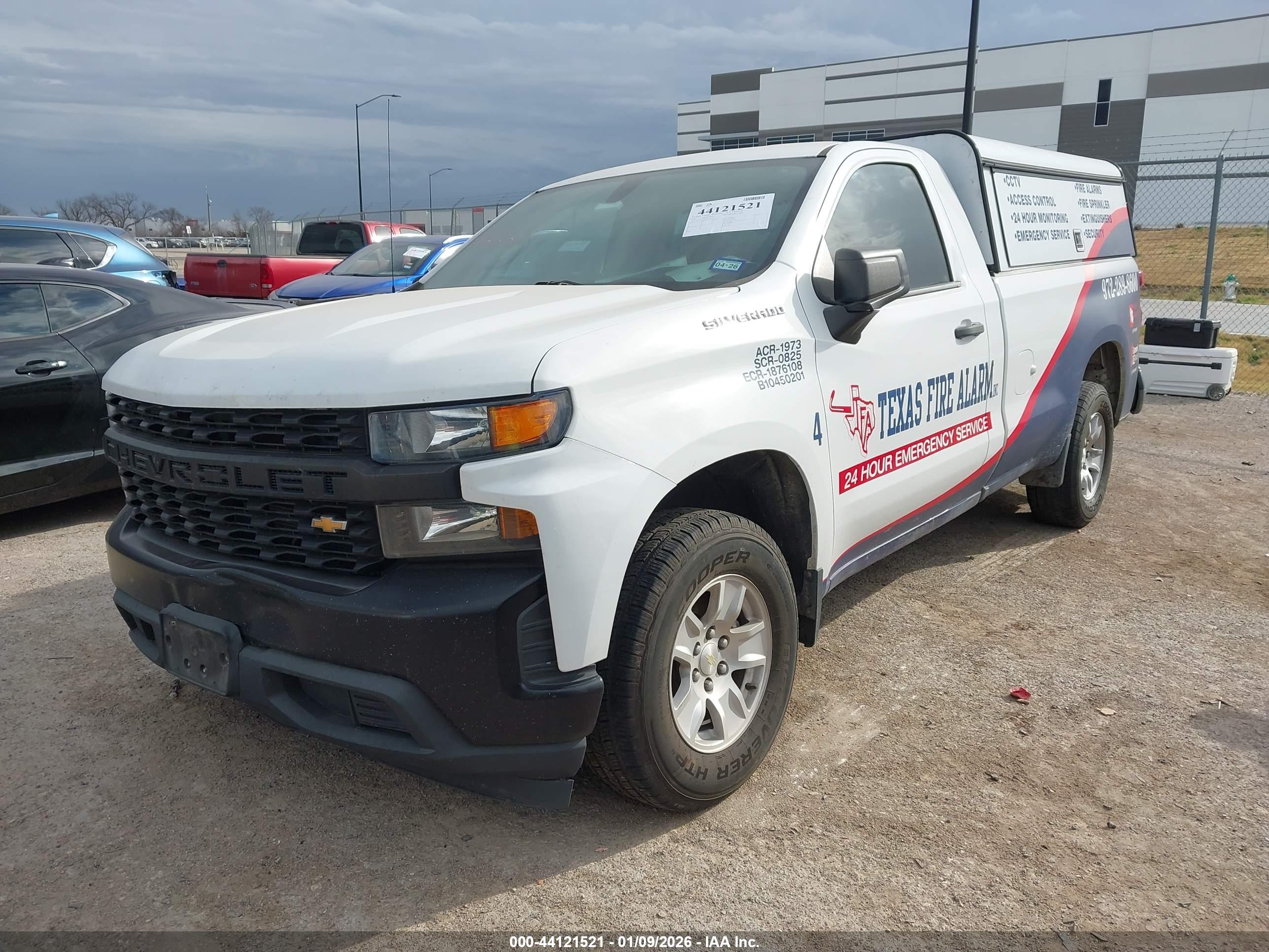 CHEVROLET SILVERADO image 2