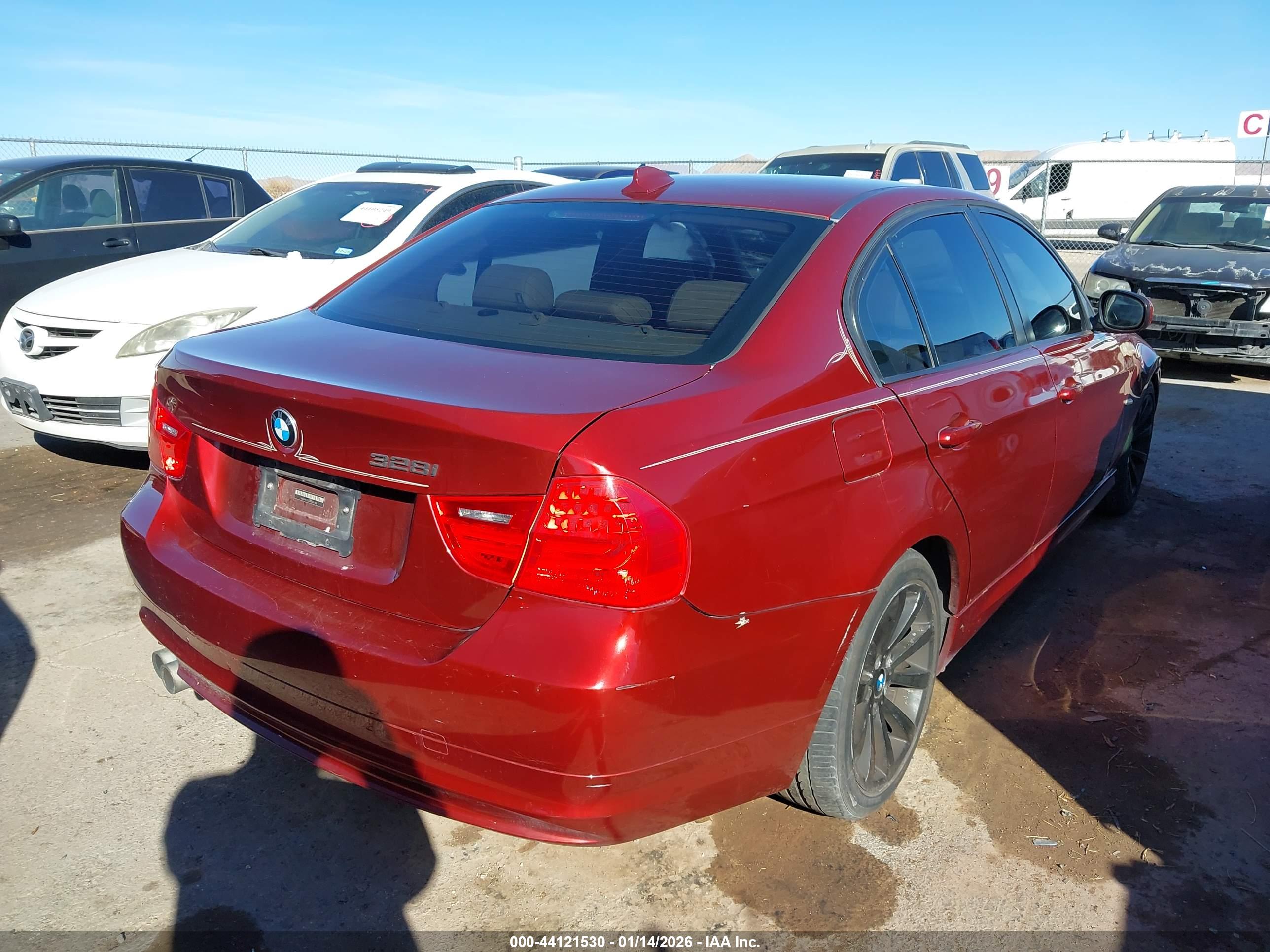BMW 328I image 4