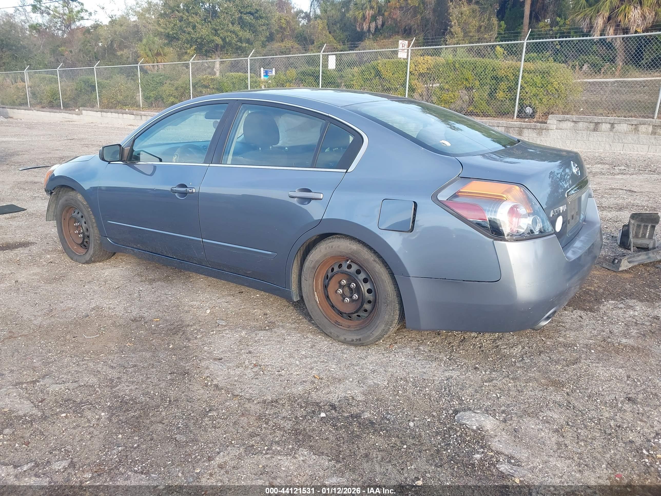NISSAN ALTIMA image 3