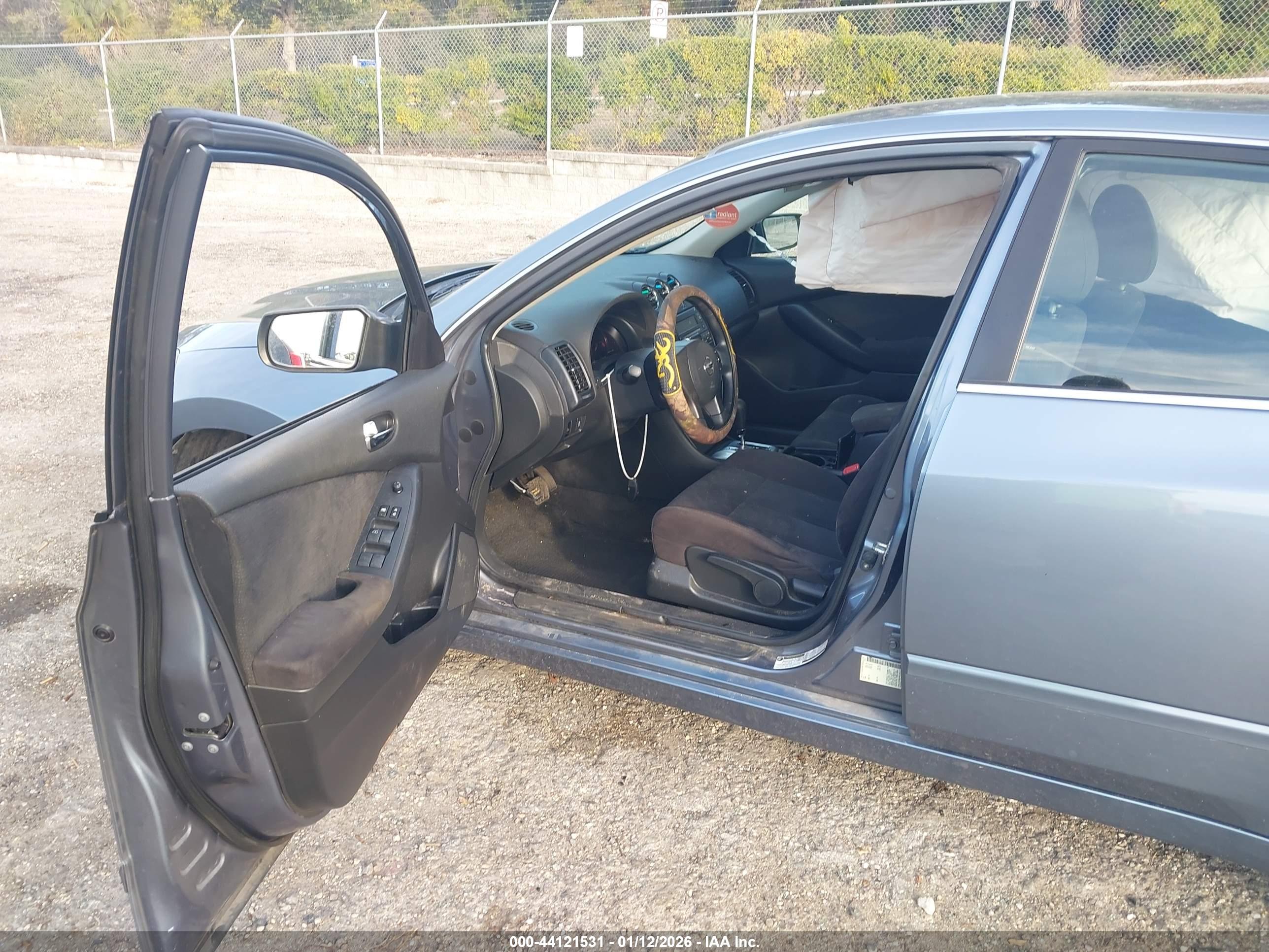 NISSAN ALTIMA image 5