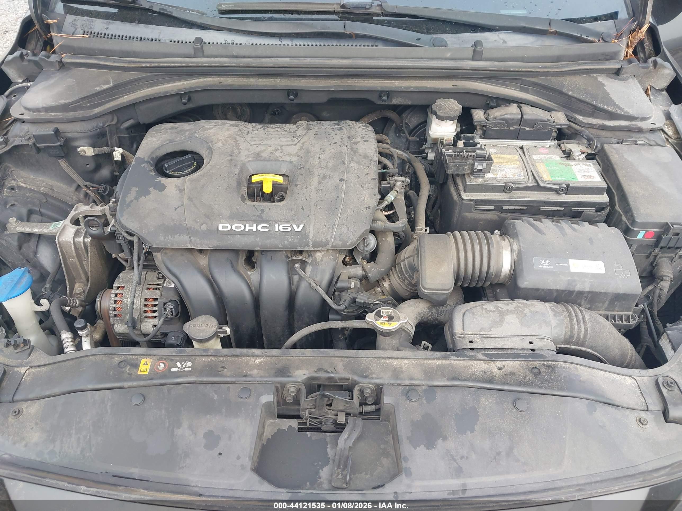 HYUNDAI ELANTRA image 10