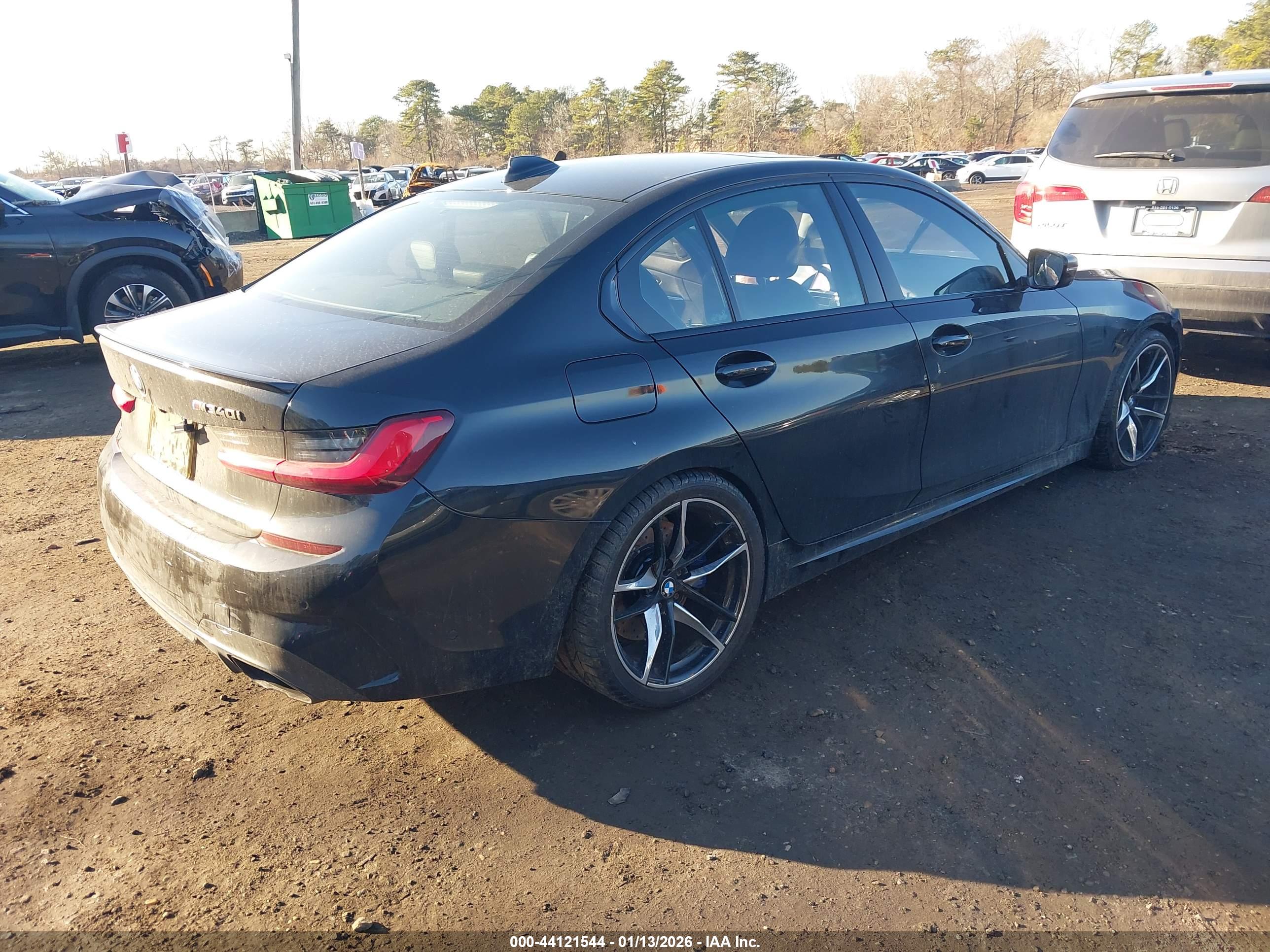 BMW 3 image 4