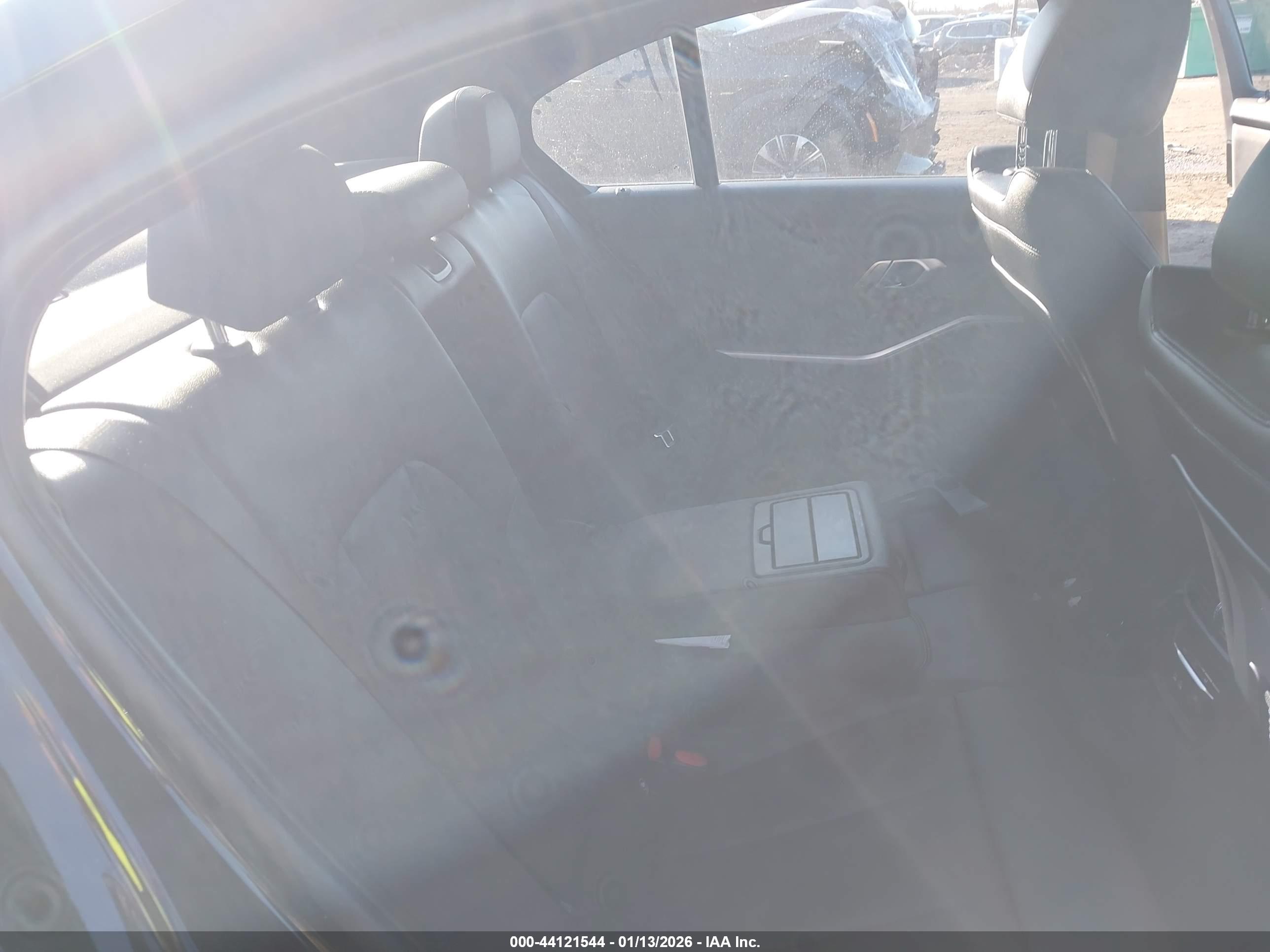 BMW 3 image 8