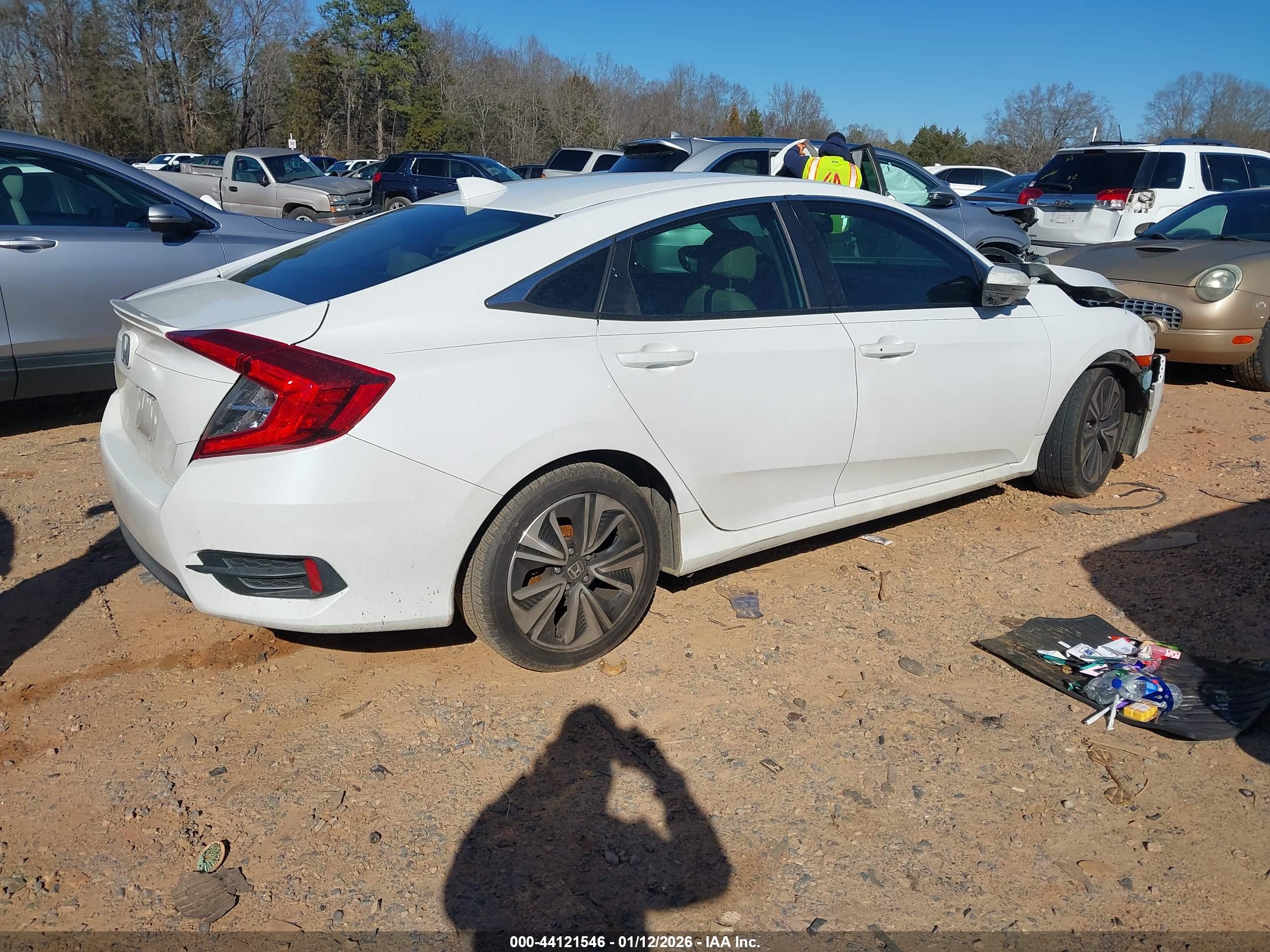 HONDA CIVIC image 4