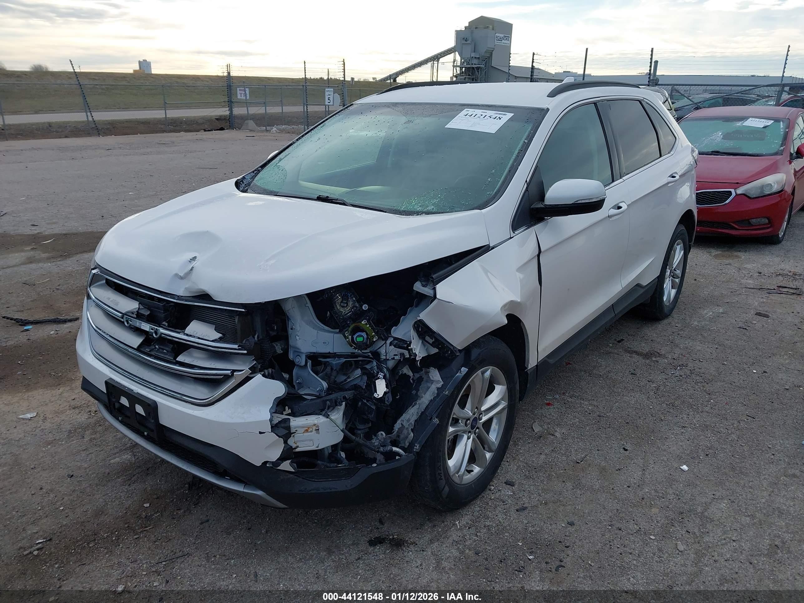 FORD EDGE image 2