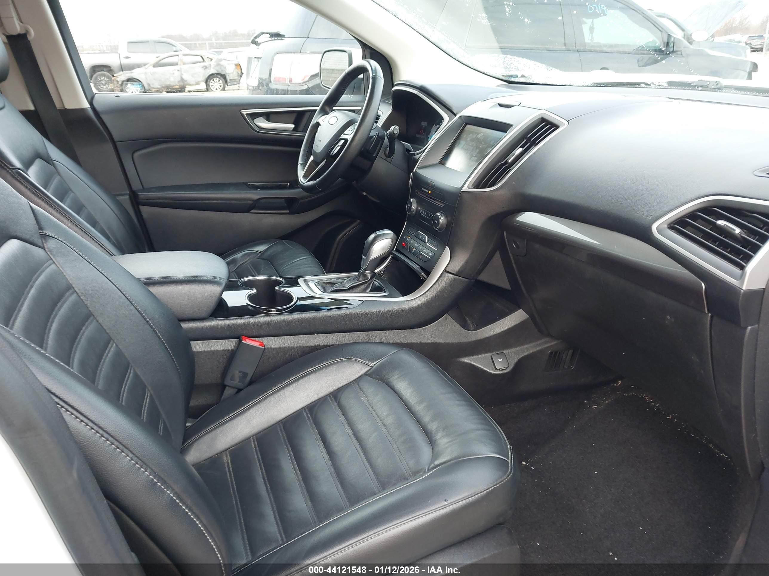 FORD EDGE image 5