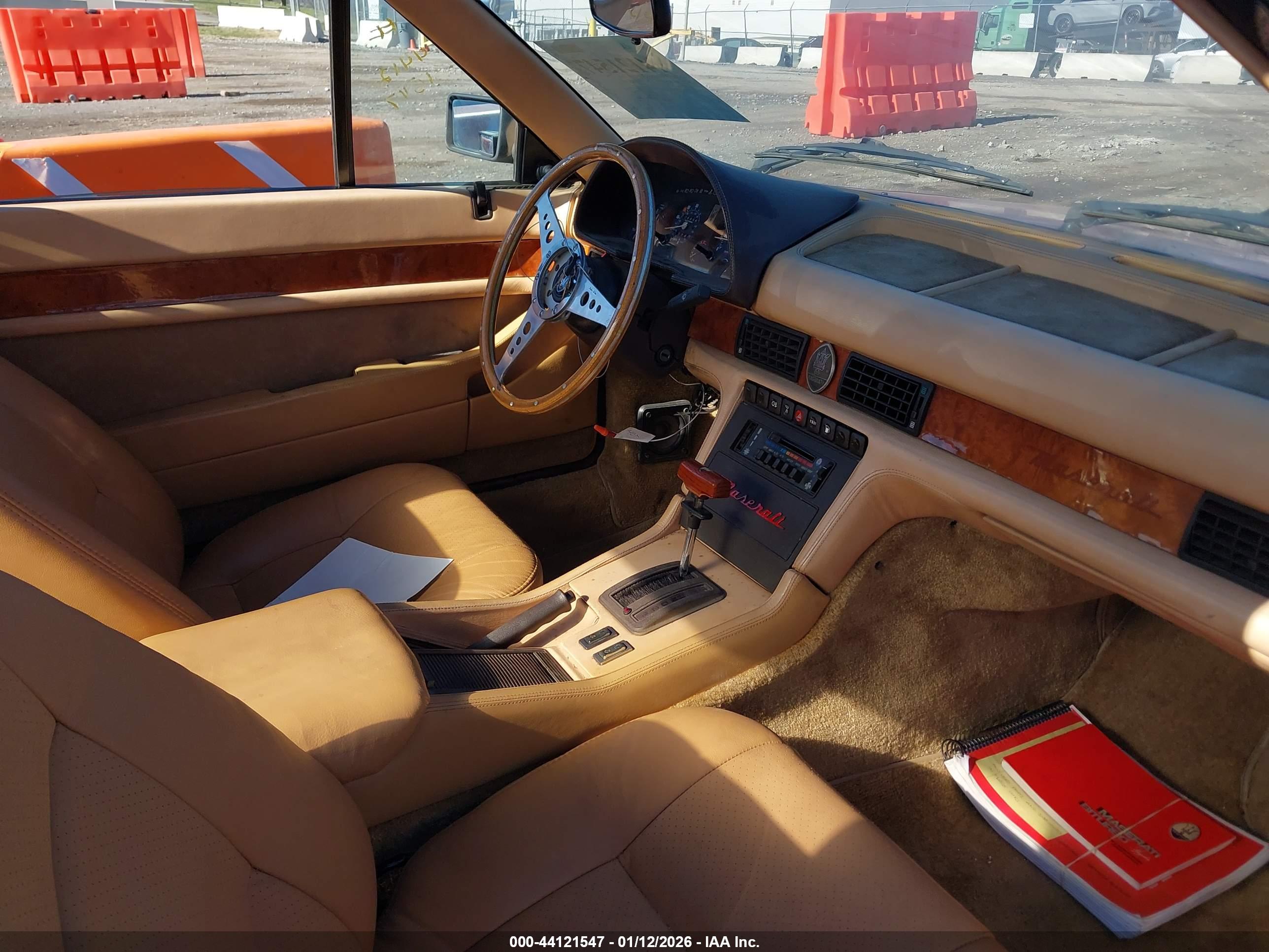 MASERATI SPYDER image 5