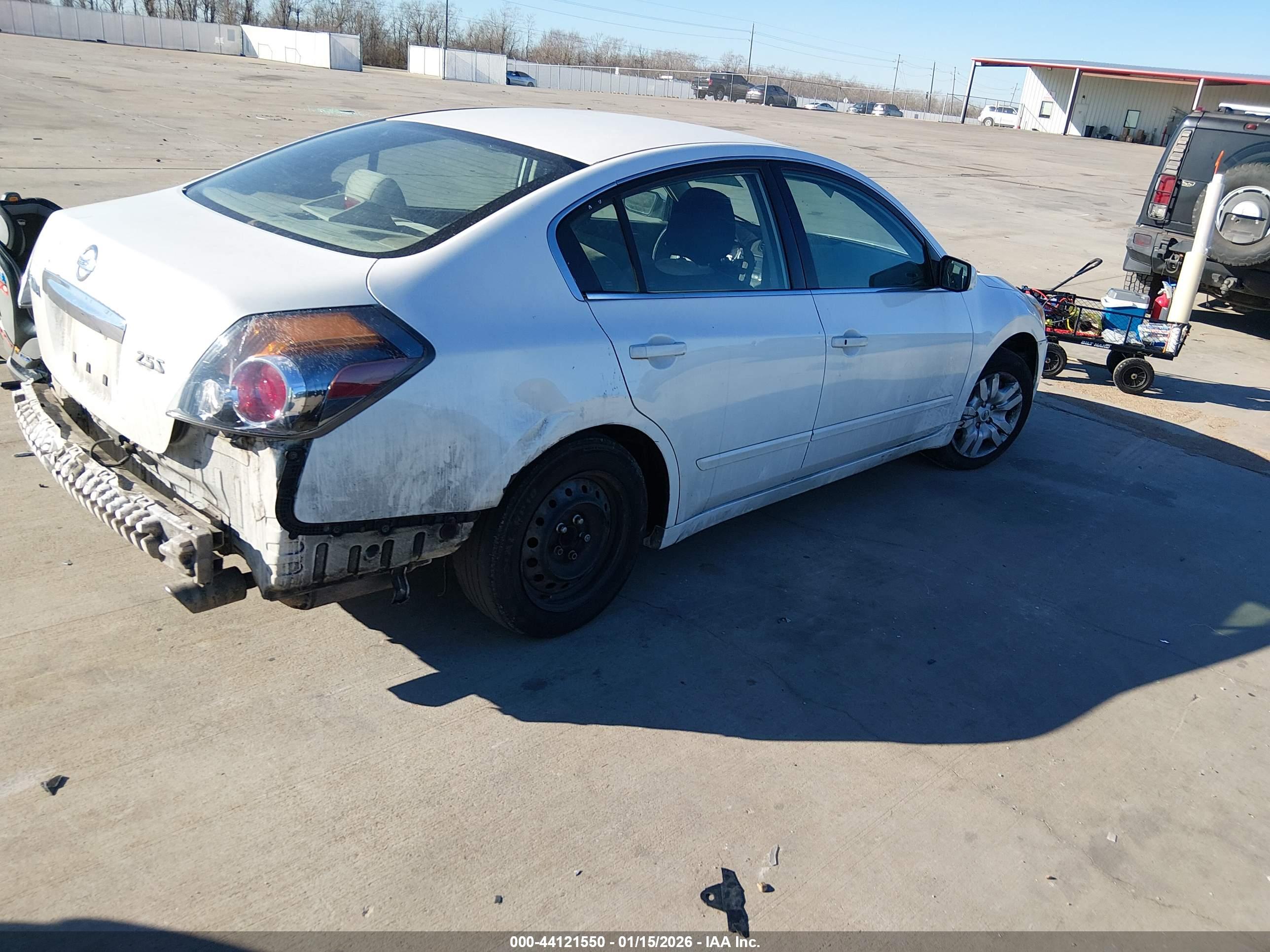 NISSAN ALTIMA image 4
